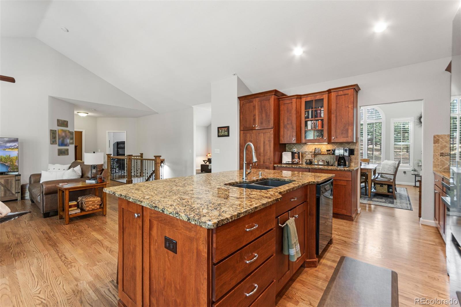 MLS Image #5 for 7635  rollins drive,larkspur, Colorado