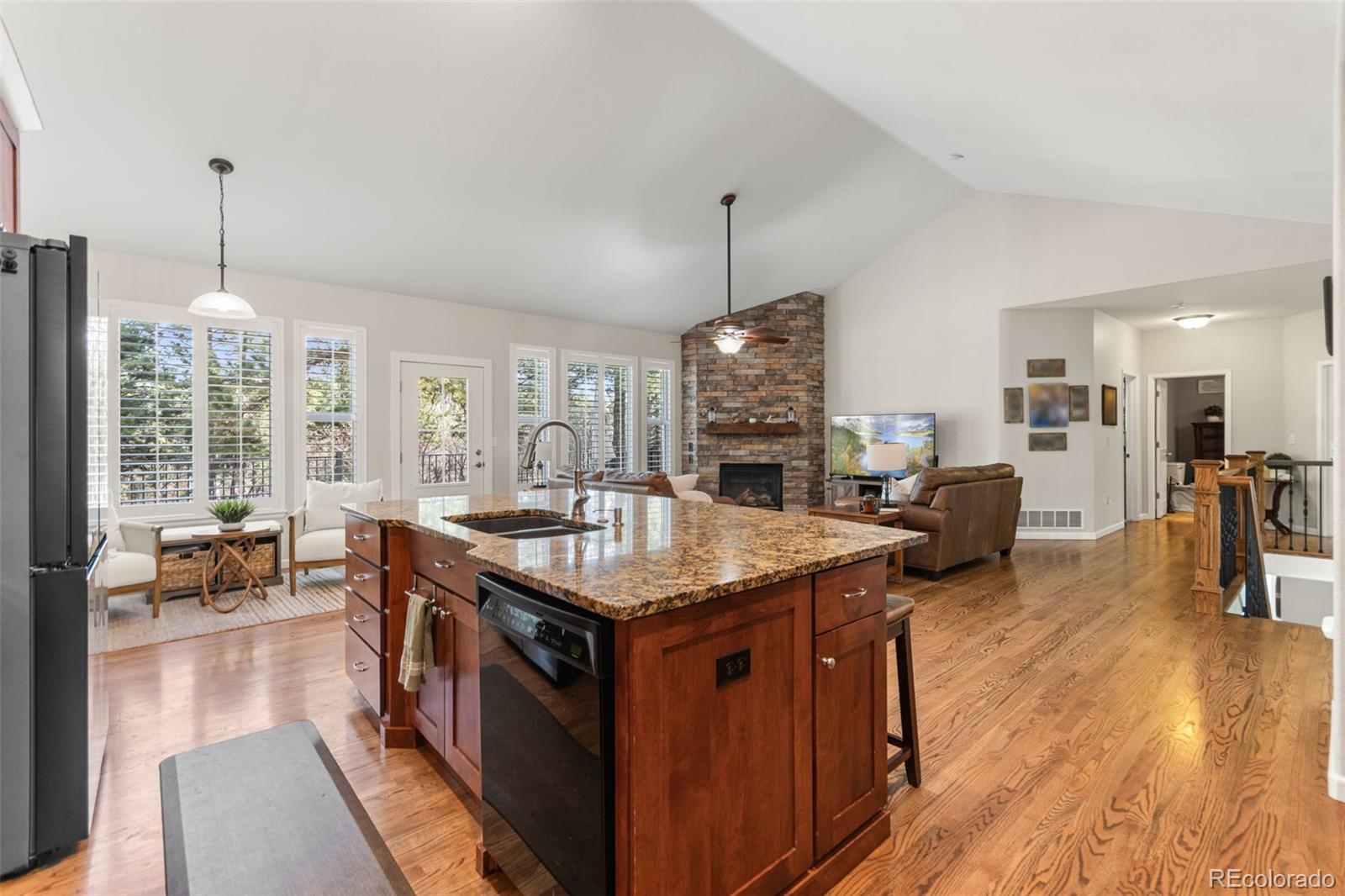MLS Image #7 for 7635  rollins drive,larkspur, Colorado