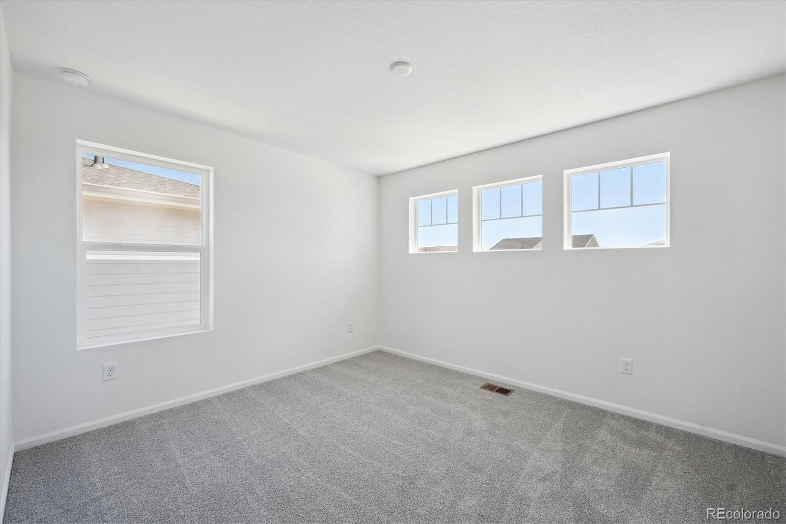 MLS Image #10 for 4667  short horn drive,johnstown, Colorado