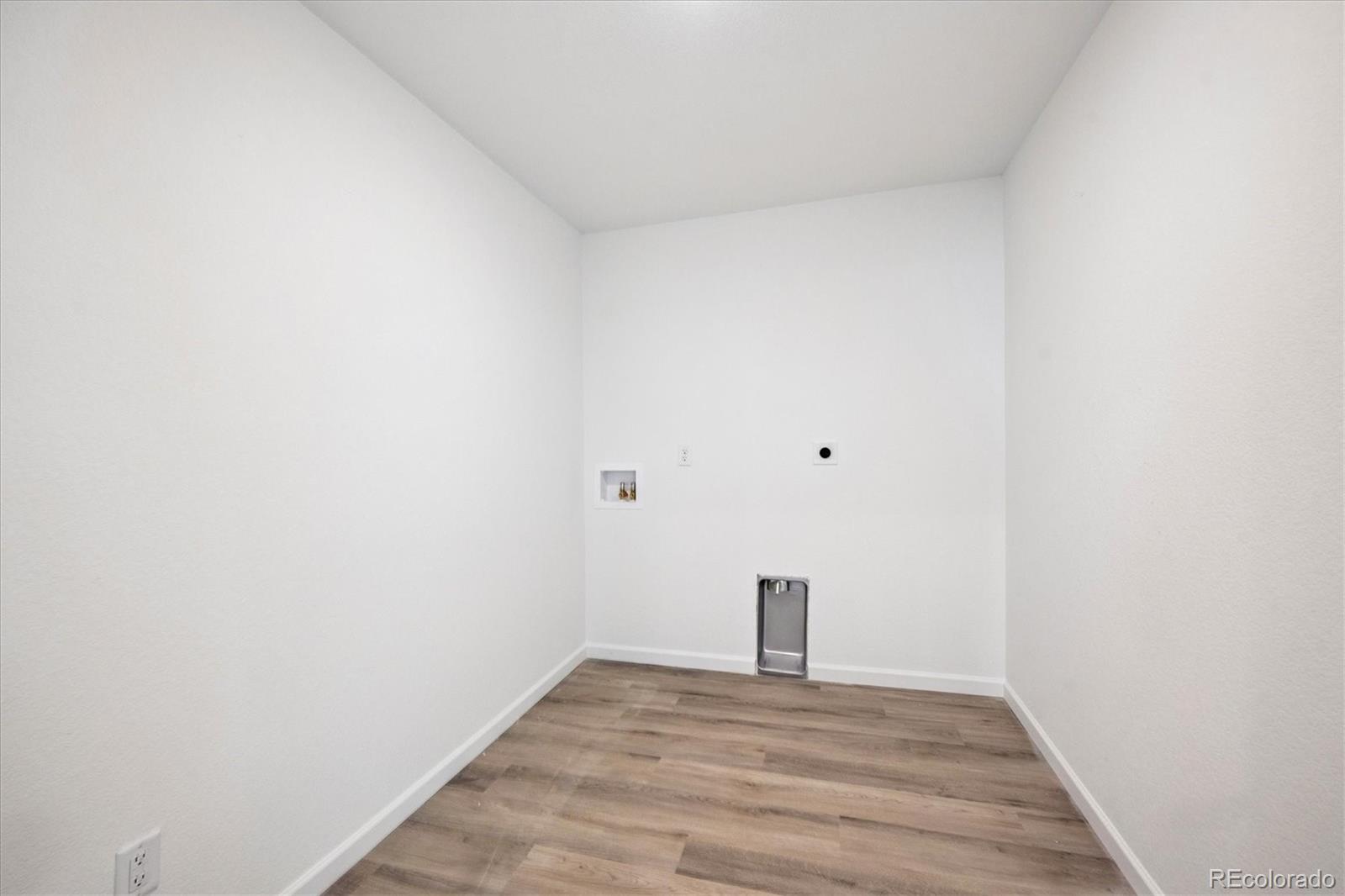 MLS Image #15 for 4651  sugar beet street,johnstown, Colorado