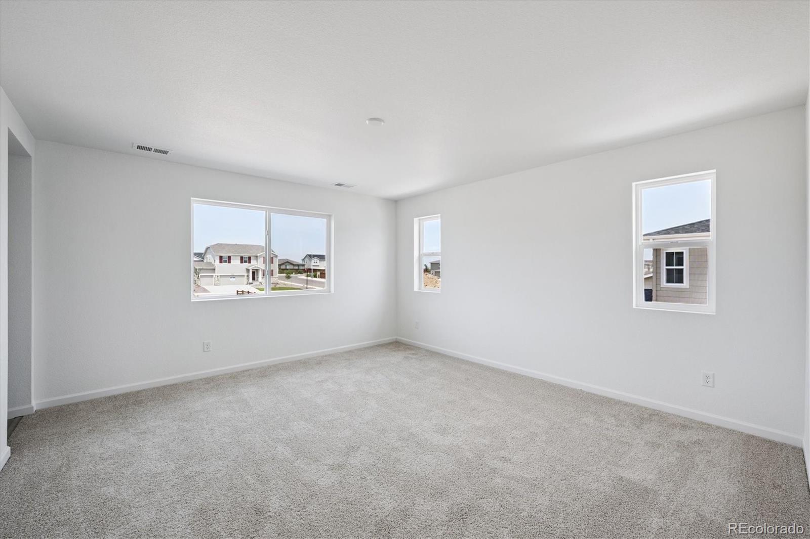 MLS Image #17 for 4651  sugar beet street,johnstown, Colorado