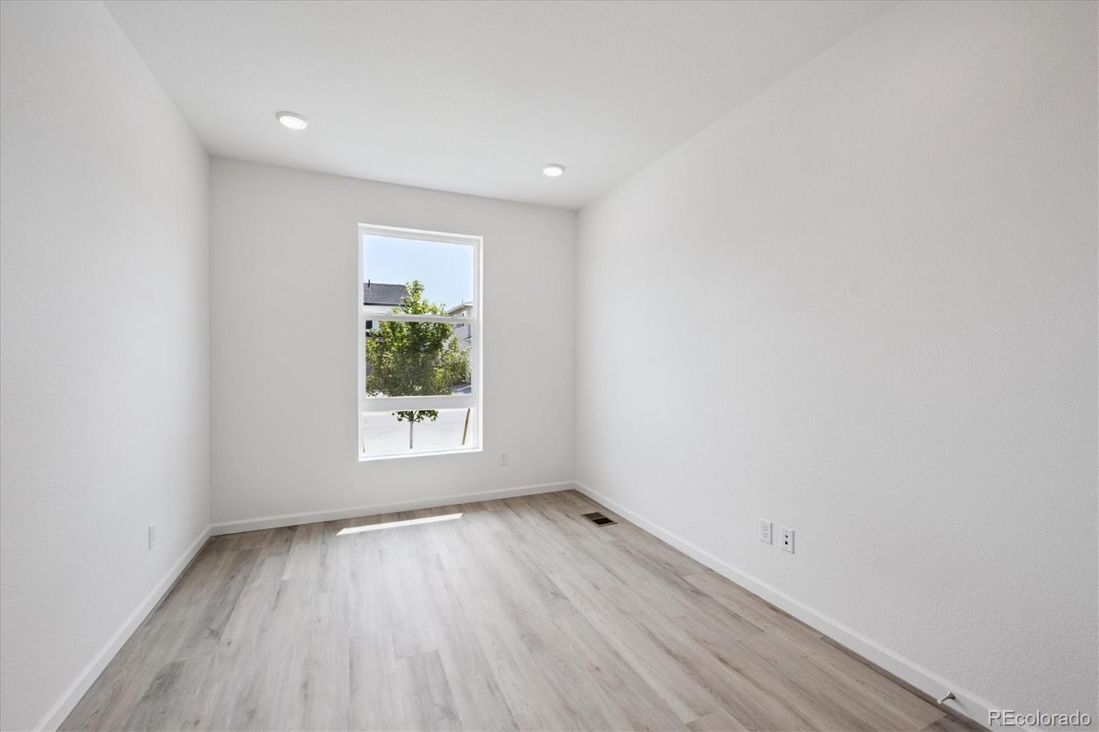 MLS Image #2 for 4651  sugar beet street,johnstown, Colorado