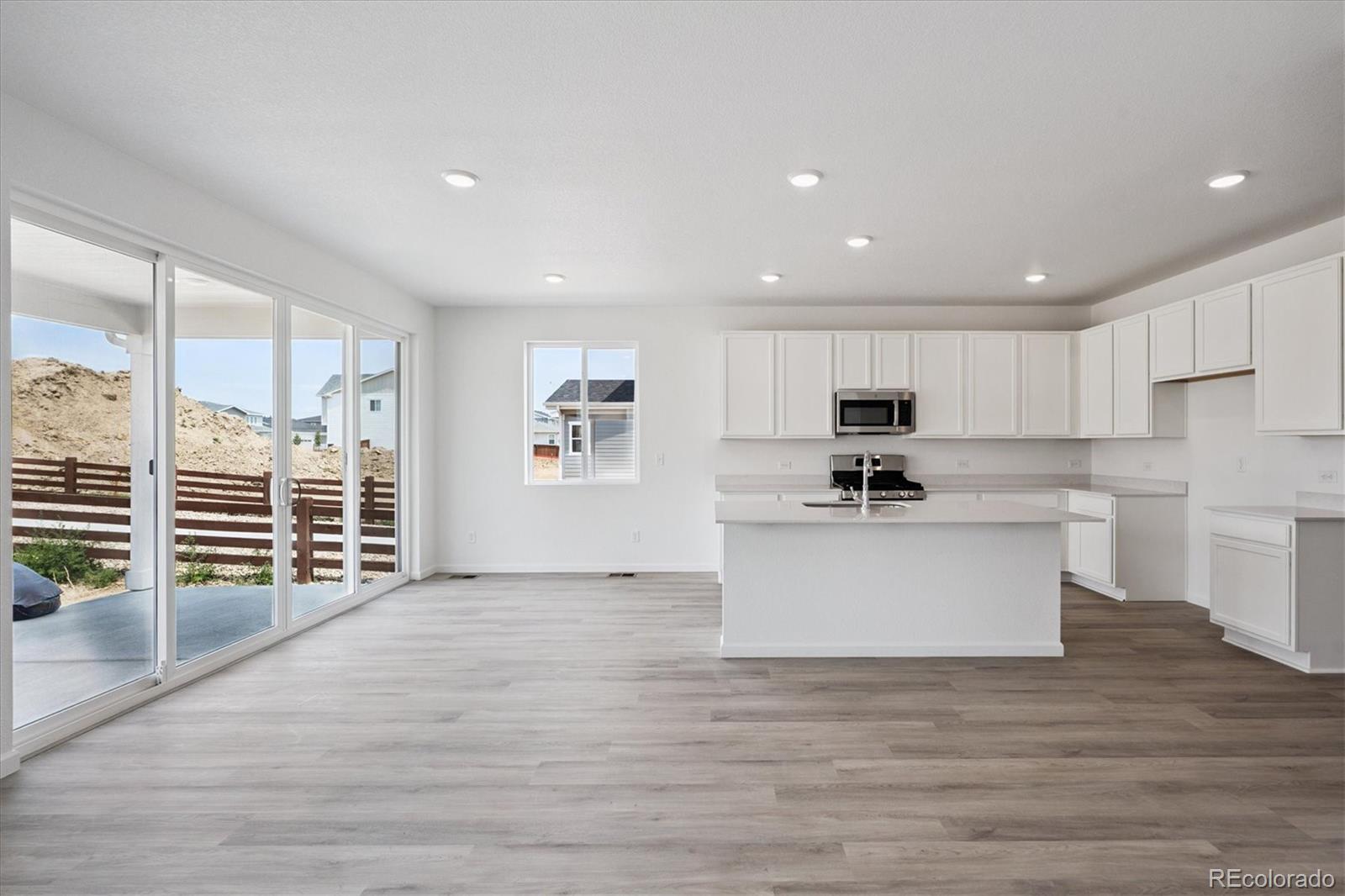 MLS Image #5 for 4651  sugar beet street,johnstown, Colorado