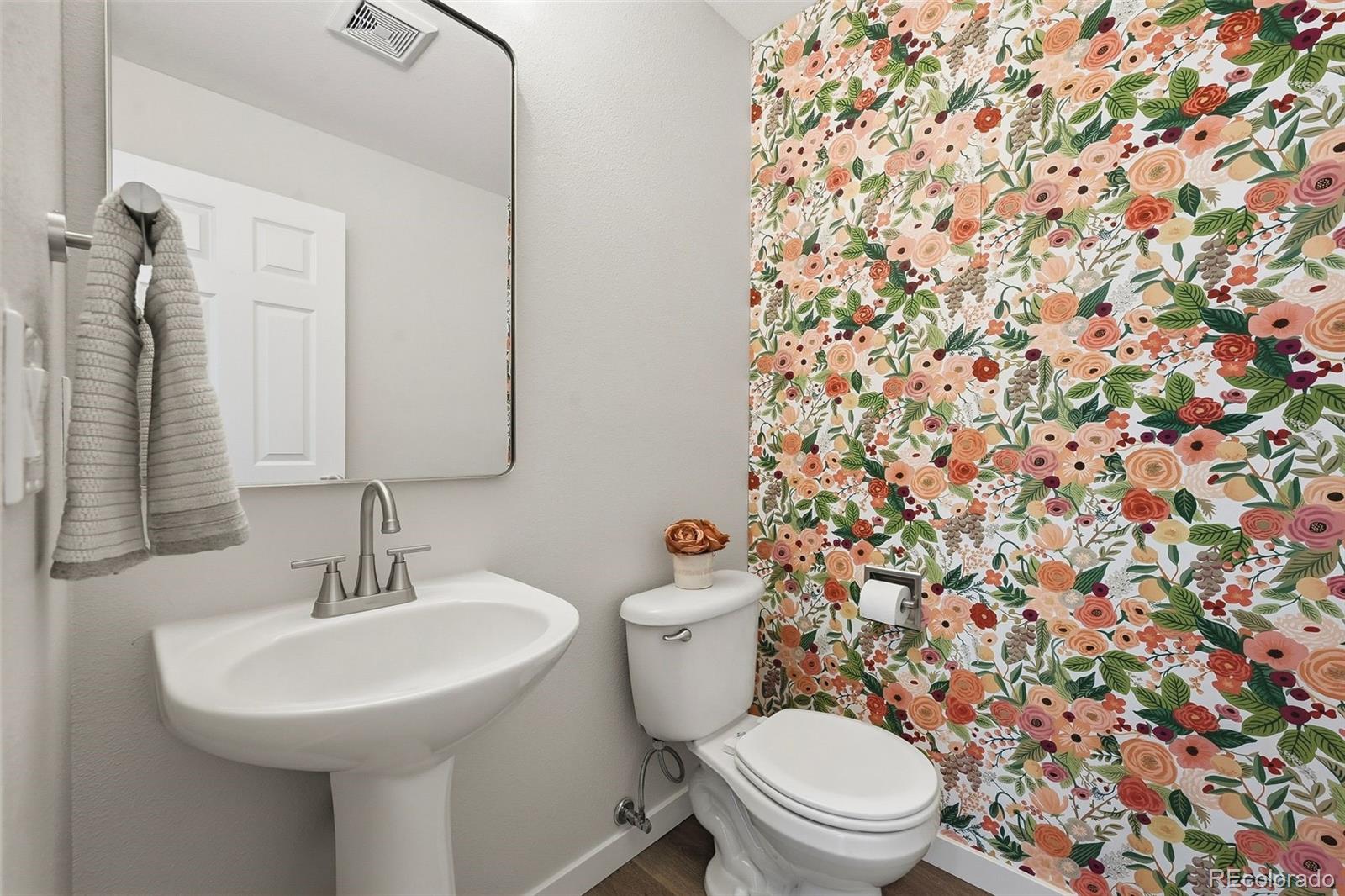 MLS Image #14 for 5968 e monument drive,castle rock, Colorado
