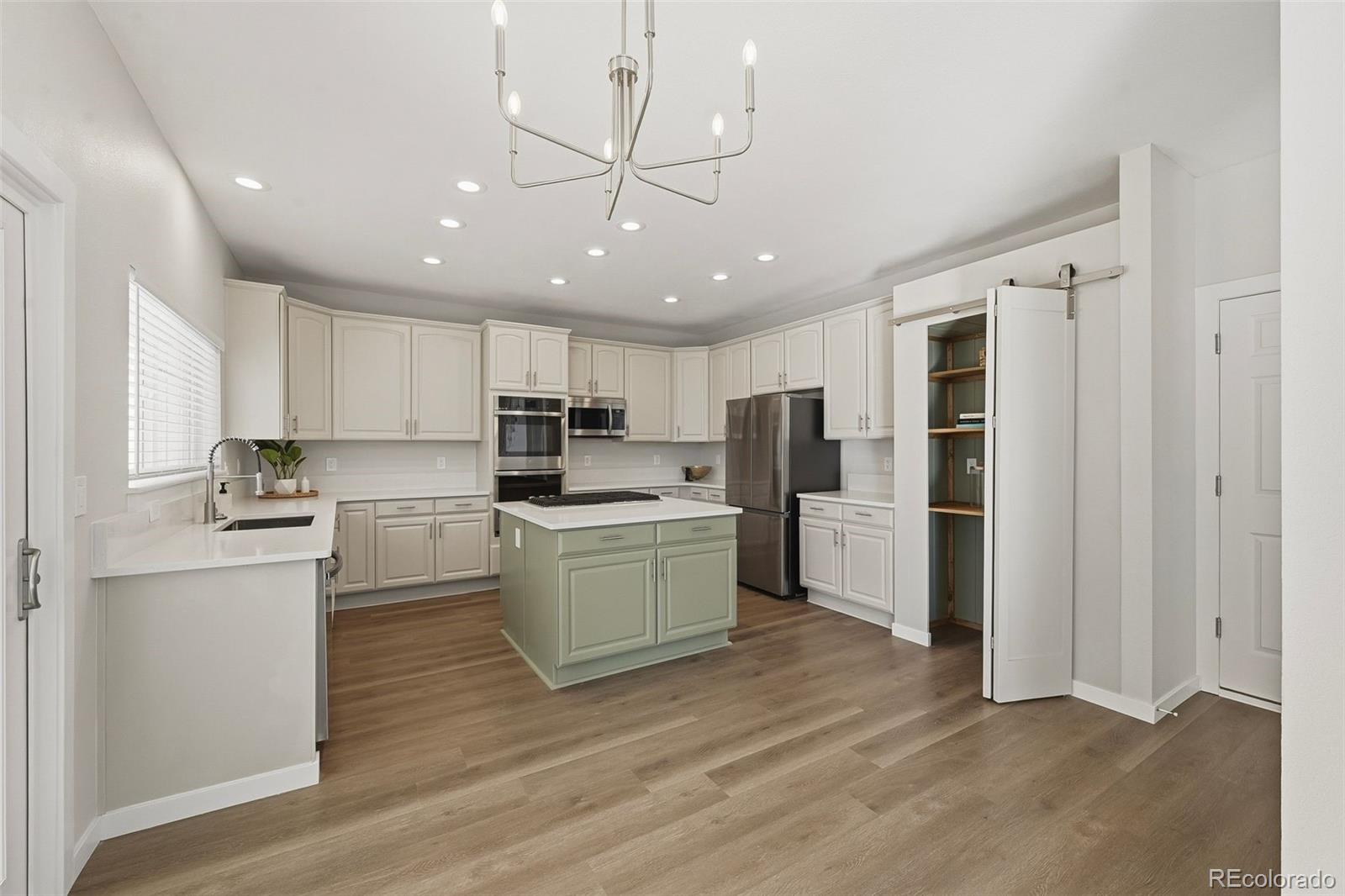 MLS Image #9 for 5968 e monument drive,castle rock, Colorado