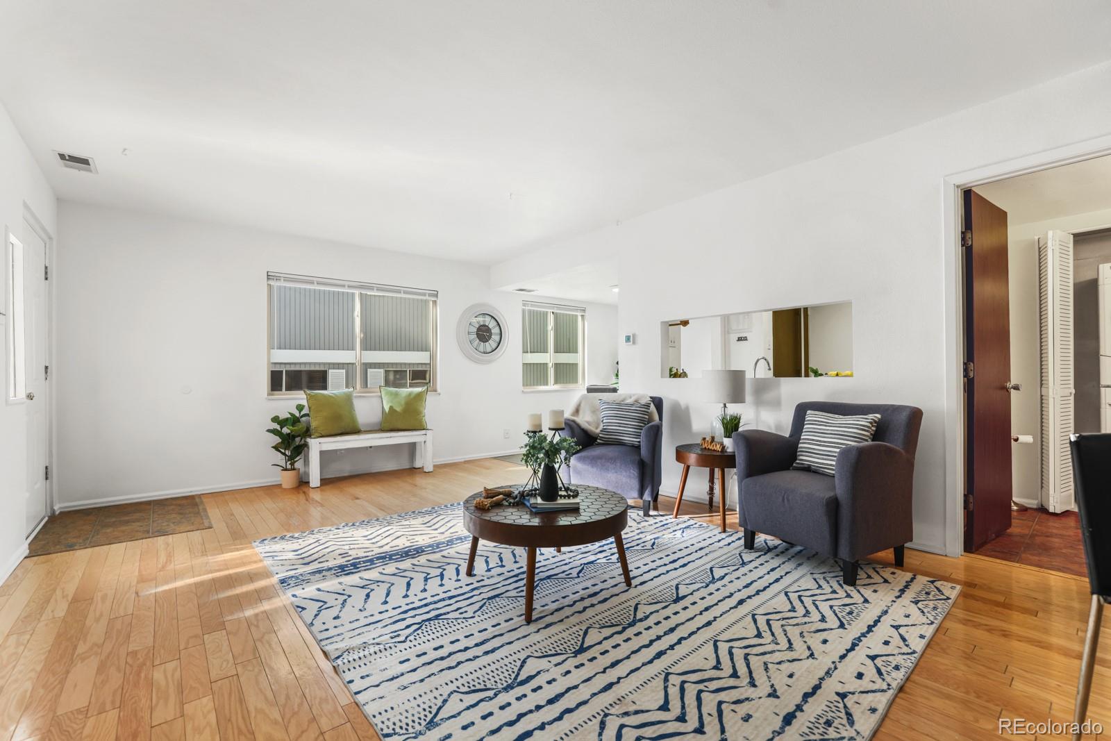 MLS Image #3 for 4742  villa circle b,colorado springs, Colorado