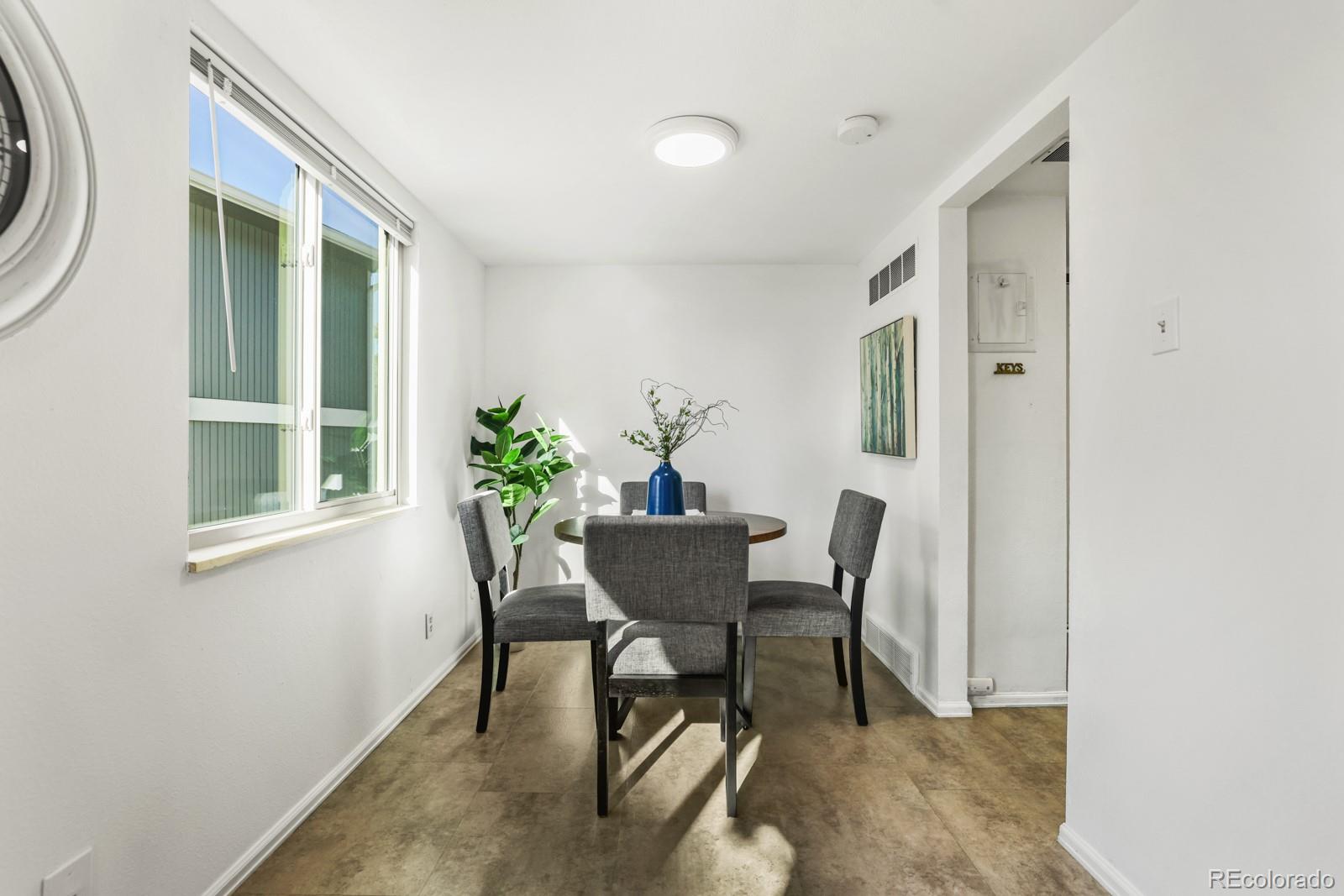 MLS Image #7 for 4742  villa circle b,colorado springs, Colorado