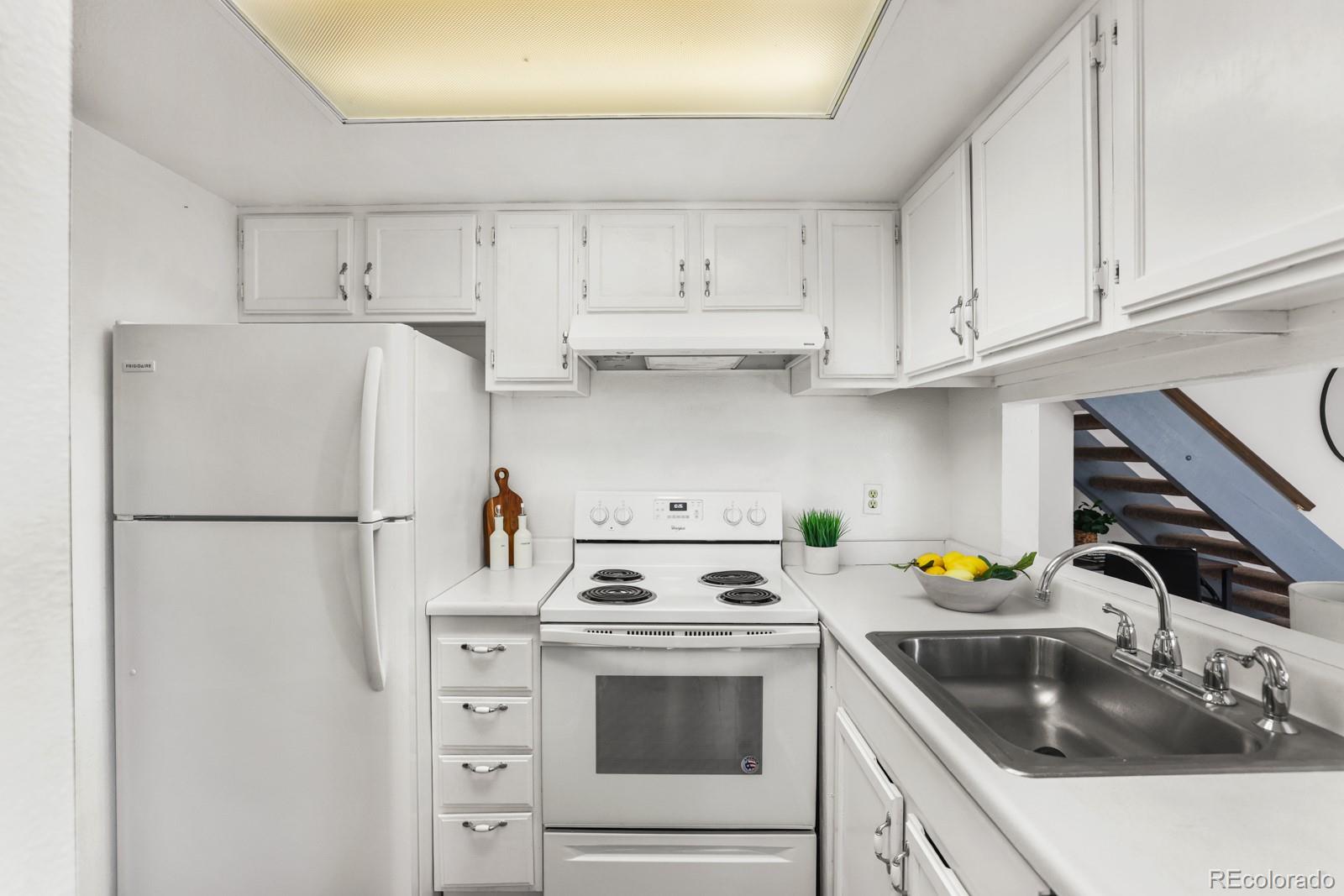 MLS Image #8 for 4742  villa circle b,colorado springs, Colorado