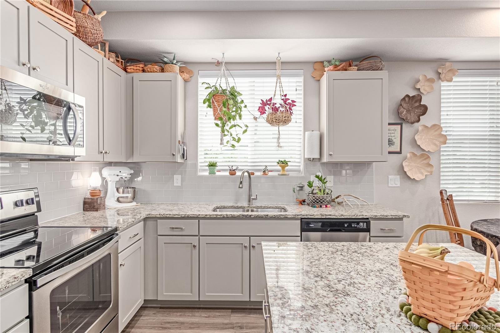 MLS Image #6 for 4790  kittredge street ,denver, Colorado