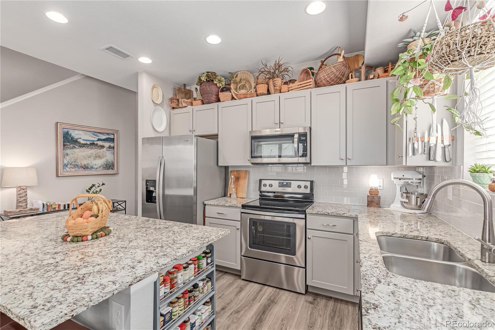MLS Image #7 for 4790  kittredge street ,denver, Colorado