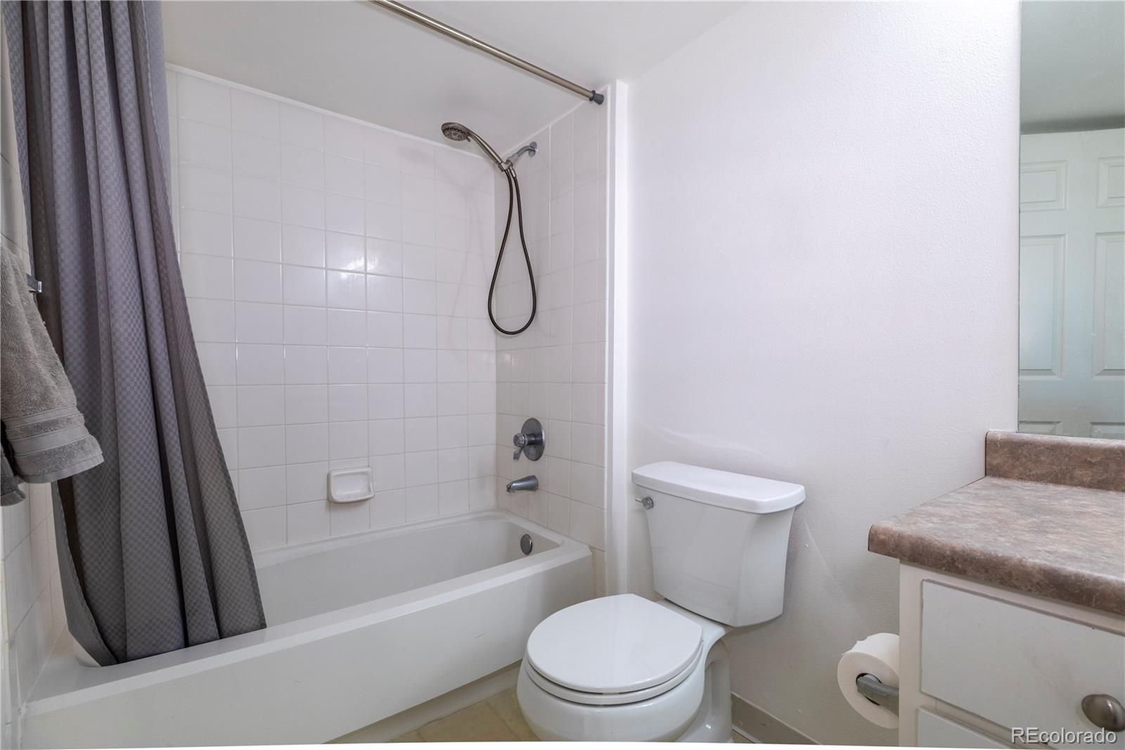 MLS Image #13 for 12920  ironstone way 301,parker, Colorado