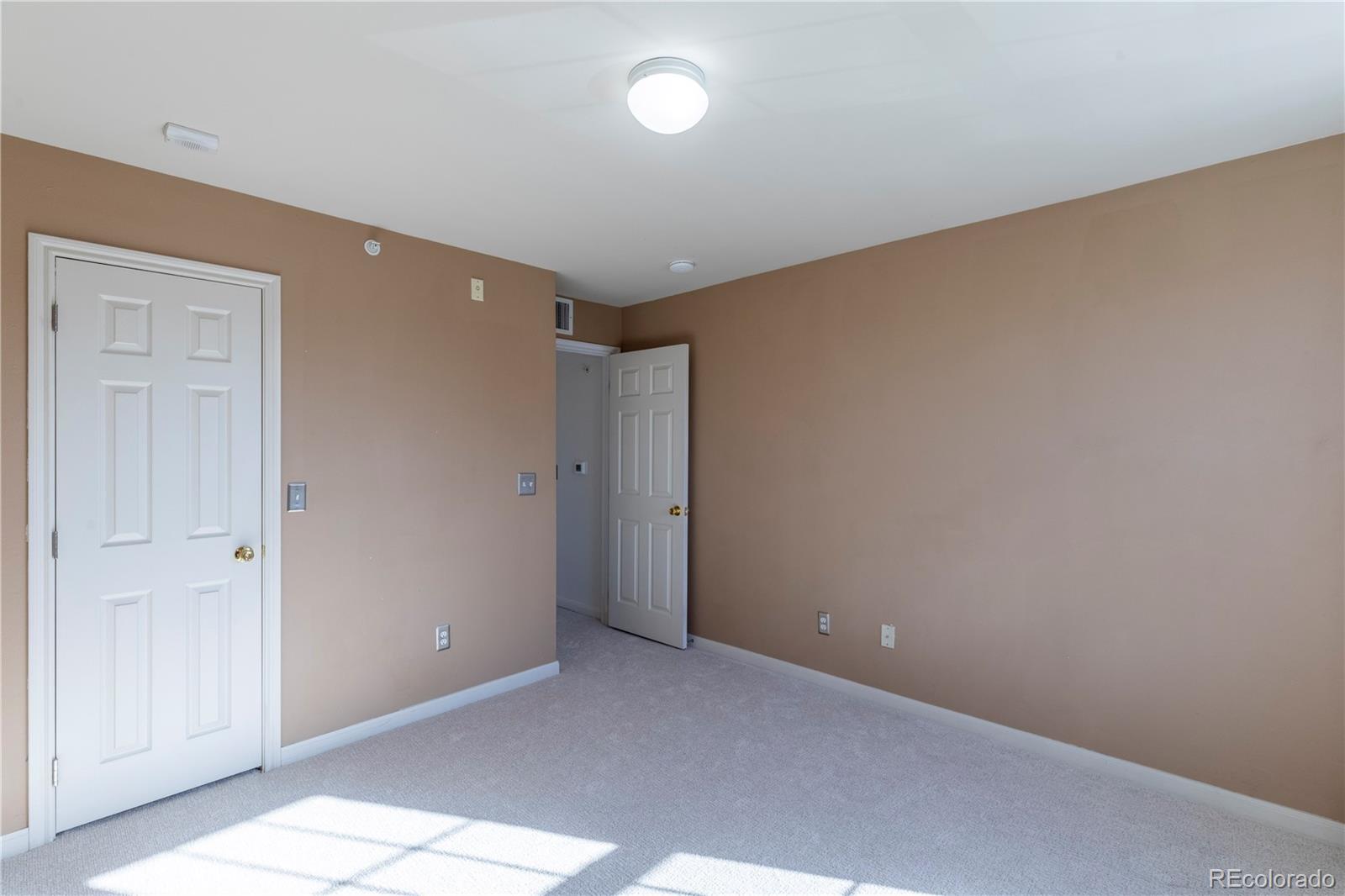 MLS Image #18 for 12920  ironstone way 301,parker, Colorado