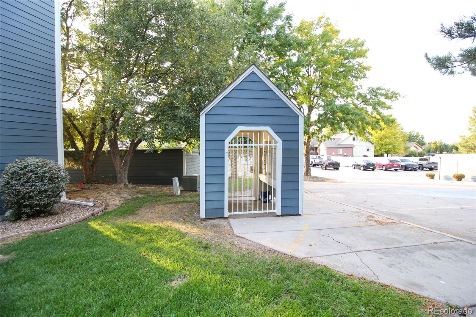 MLS Image #29 for 11105  alcott street,denver, Colorado