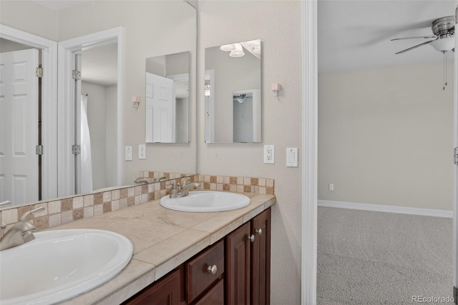 MLS Image #33 for 7791 s coolidge way,aurora, Colorado