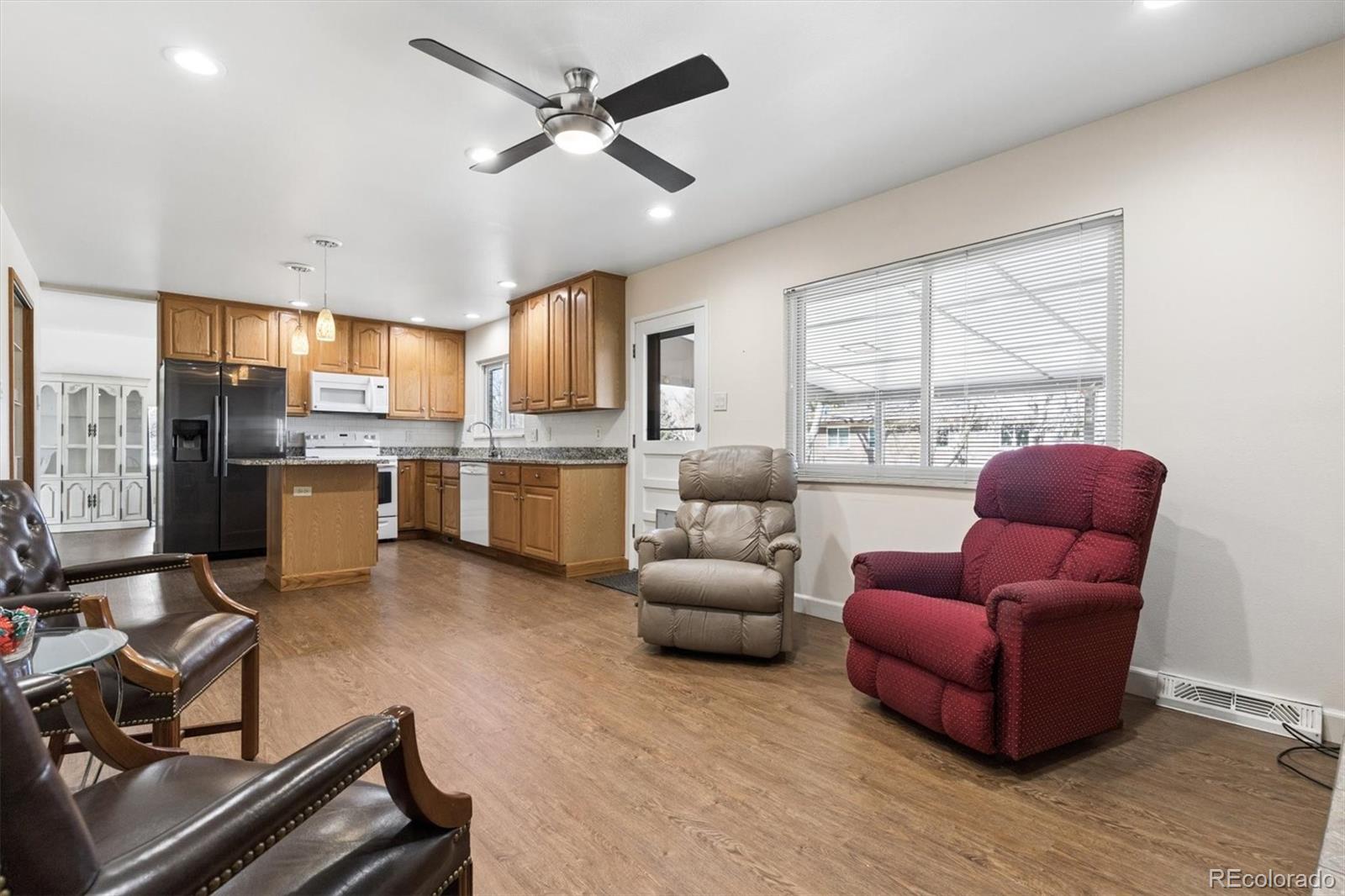 MLS Image #9 for 8005 e princeton avenue,denver, Colorado