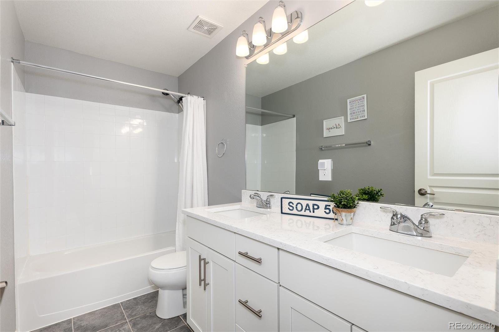 MLS Image #25 for 26824 e quarto place,aurora, Colorado