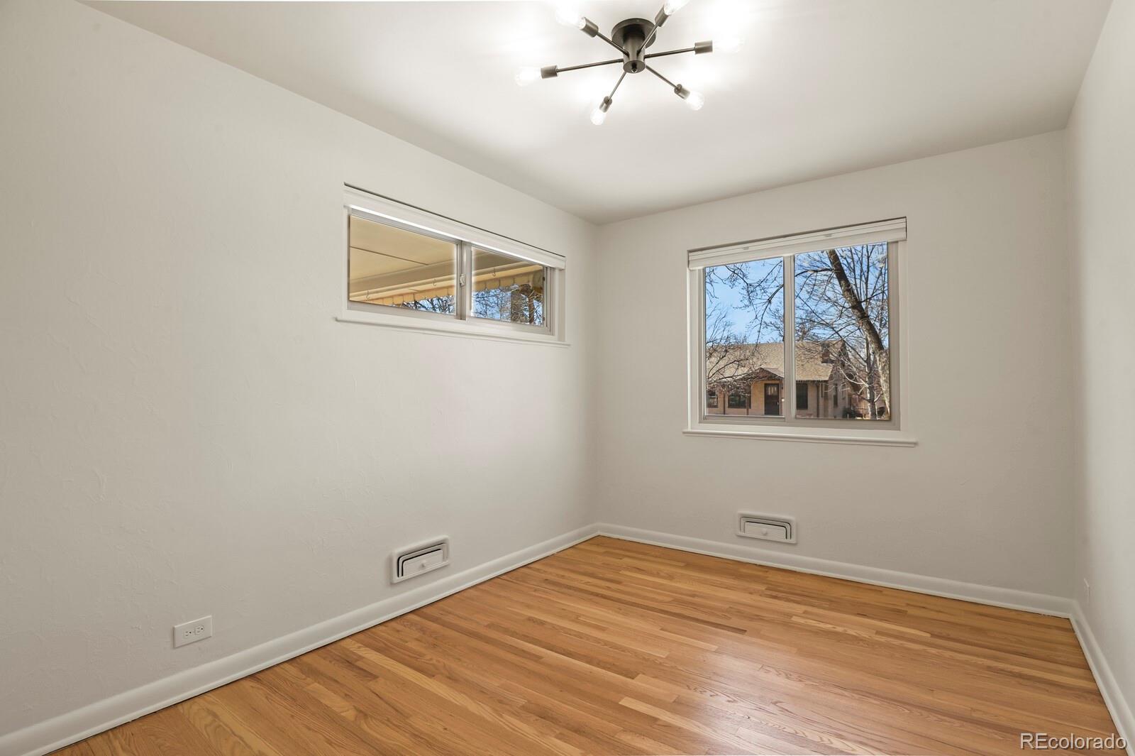 MLS Image #21 for 1340  olive street,denver, Colorado
