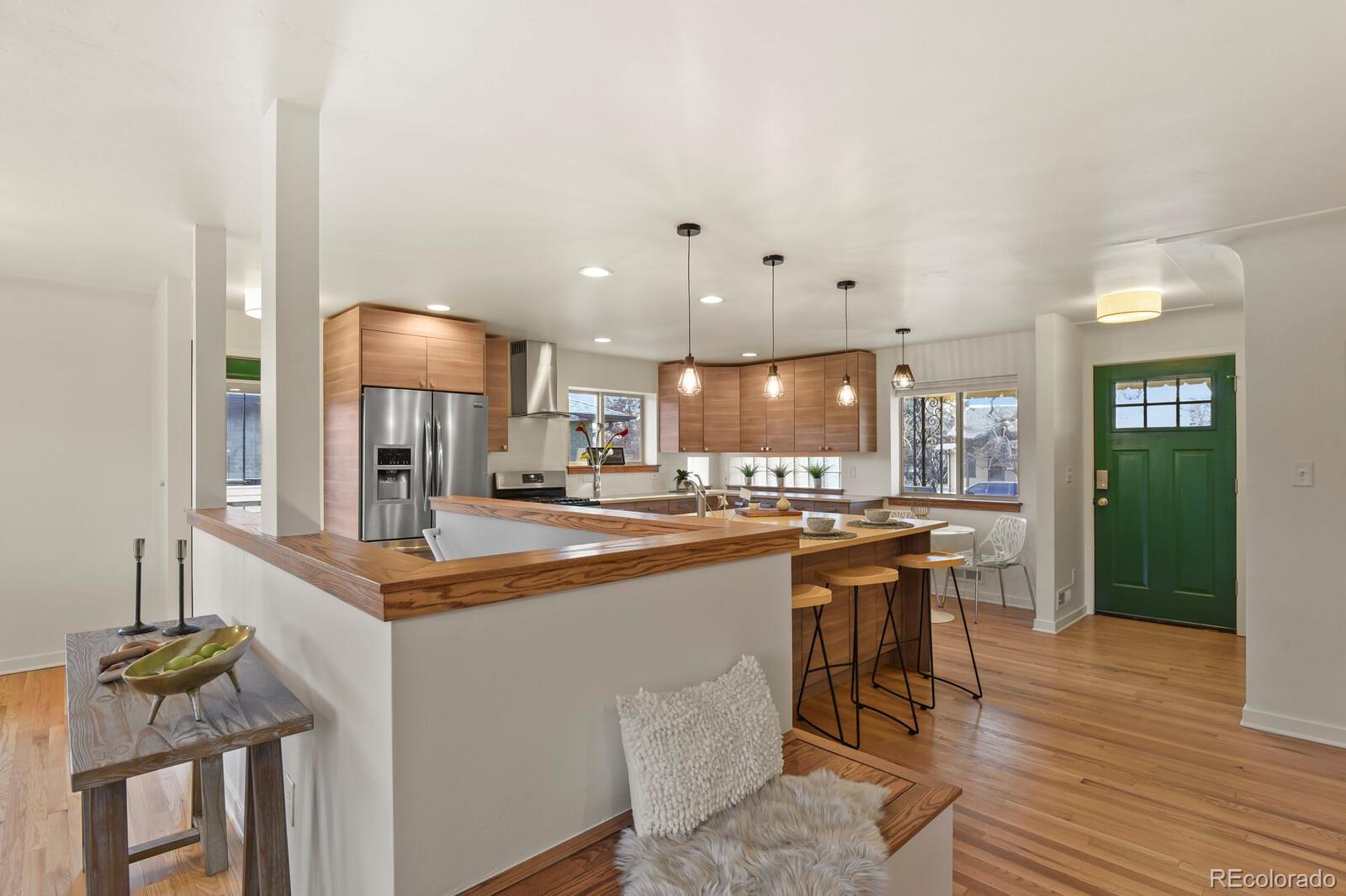 MLS Image #6 for 1340  olive street,denver, Colorado