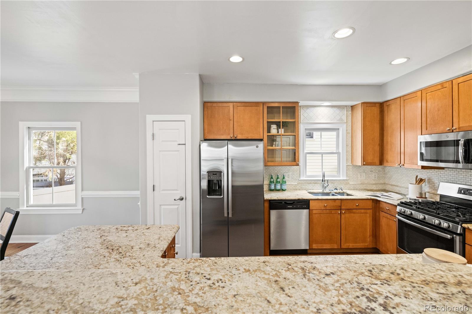 MLS Image #12 for 7859 e 28th place,denver, Colorado