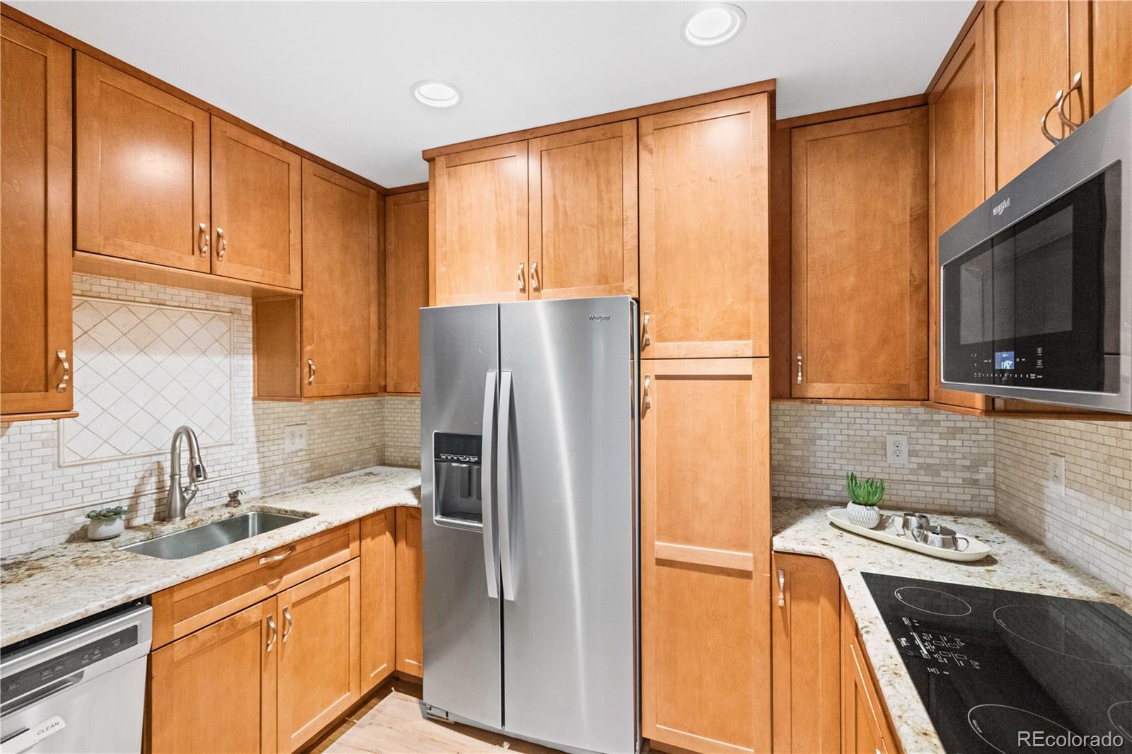 MLS Image #32 for 7859 e 28th place,denver, Colorado