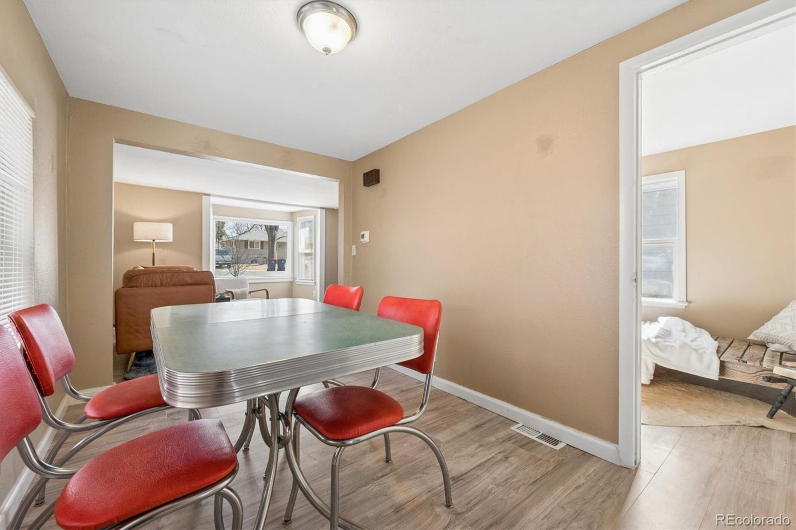 MLS Image #7 for 4755 s sherman street,englewood, Colorado