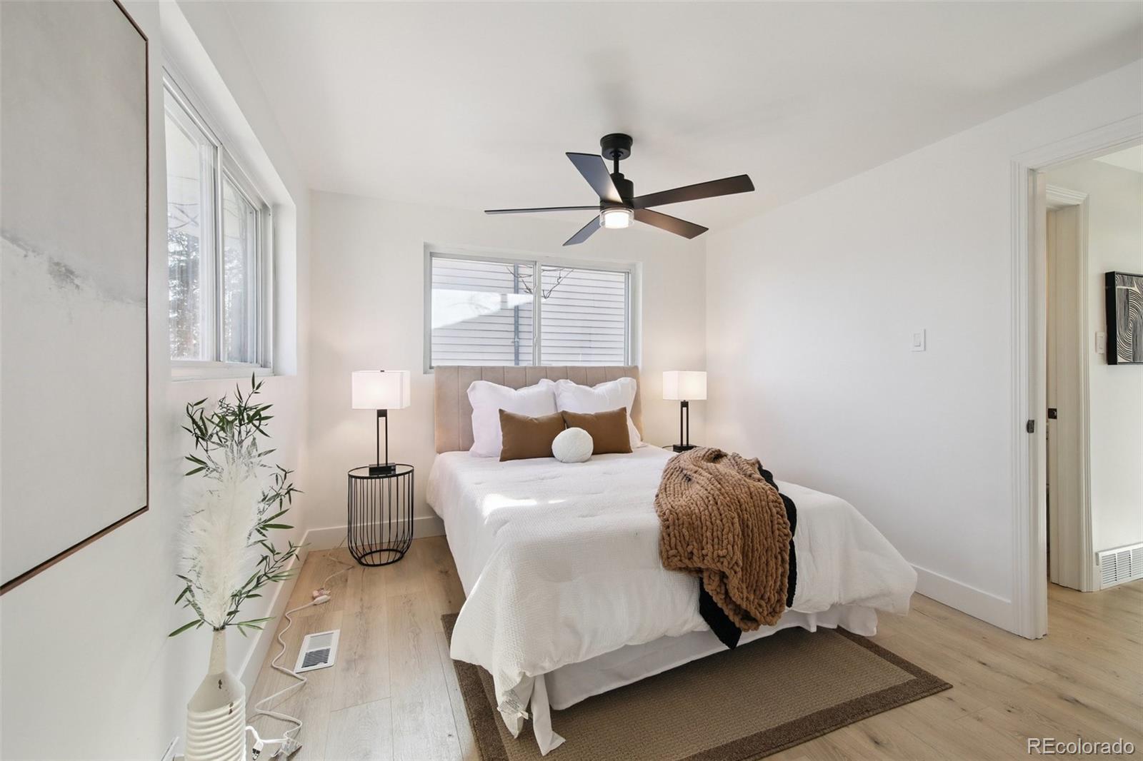 MLS Image #3 for 256  king street,denver, Colorado