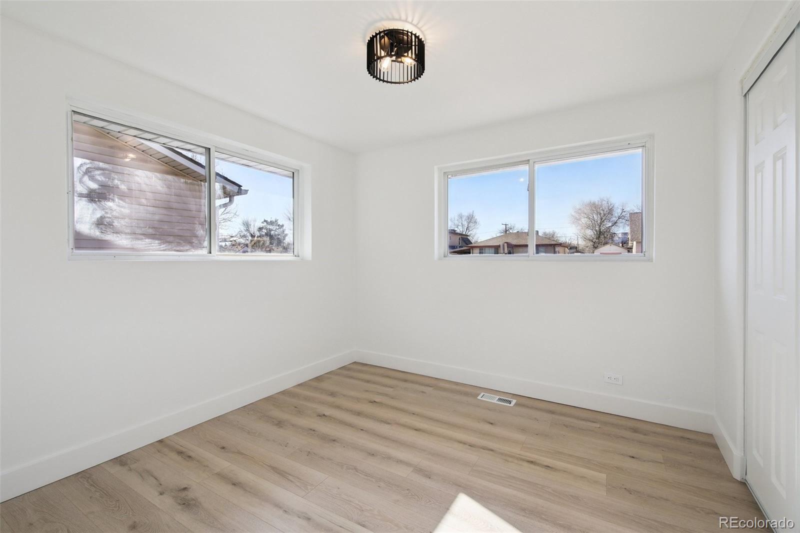 MLS Image #8 for 256  king street,denver, Colorado