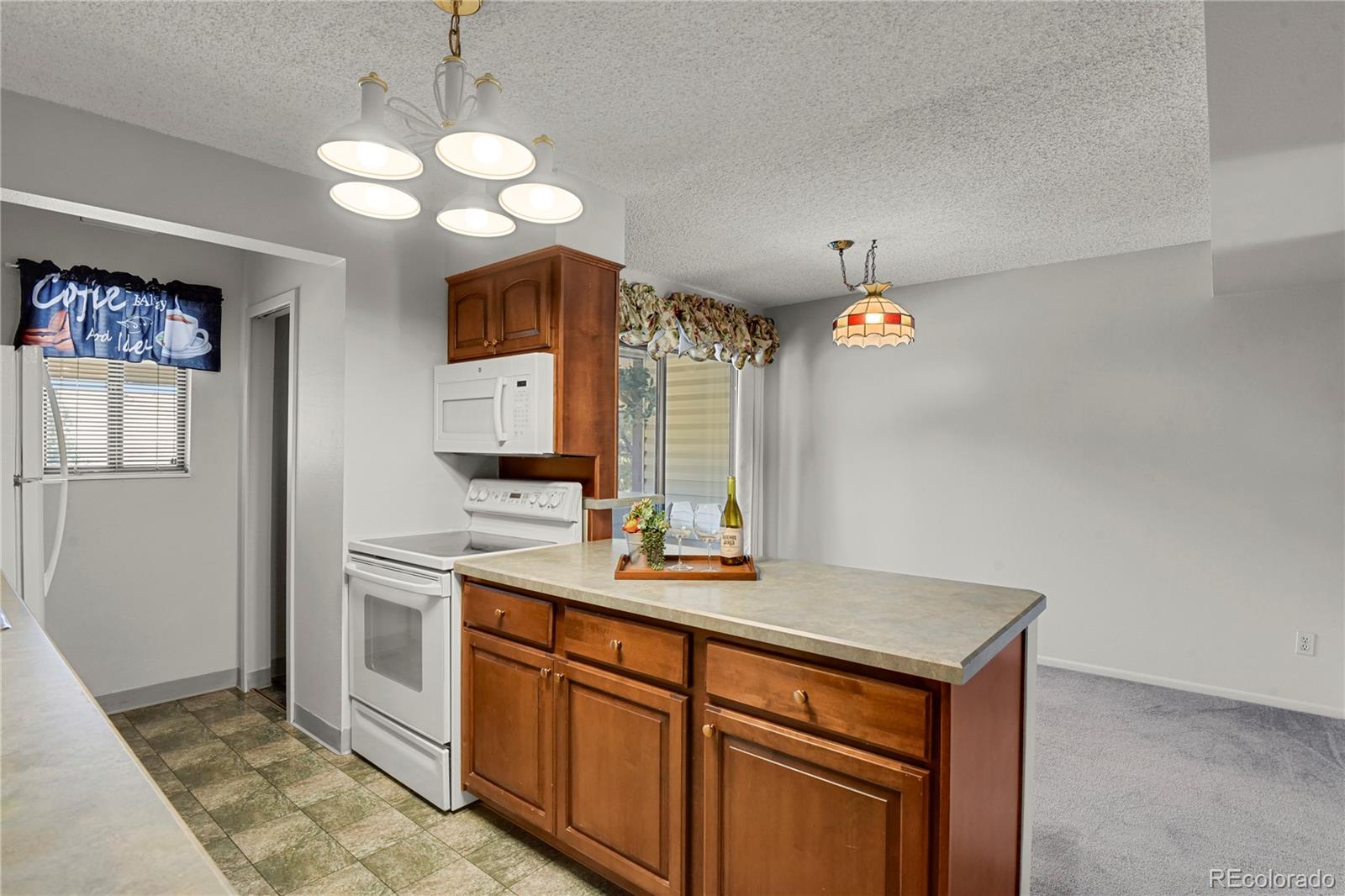 MLS Image #6 for 5024  secota lane ,colorado springs, Colorado