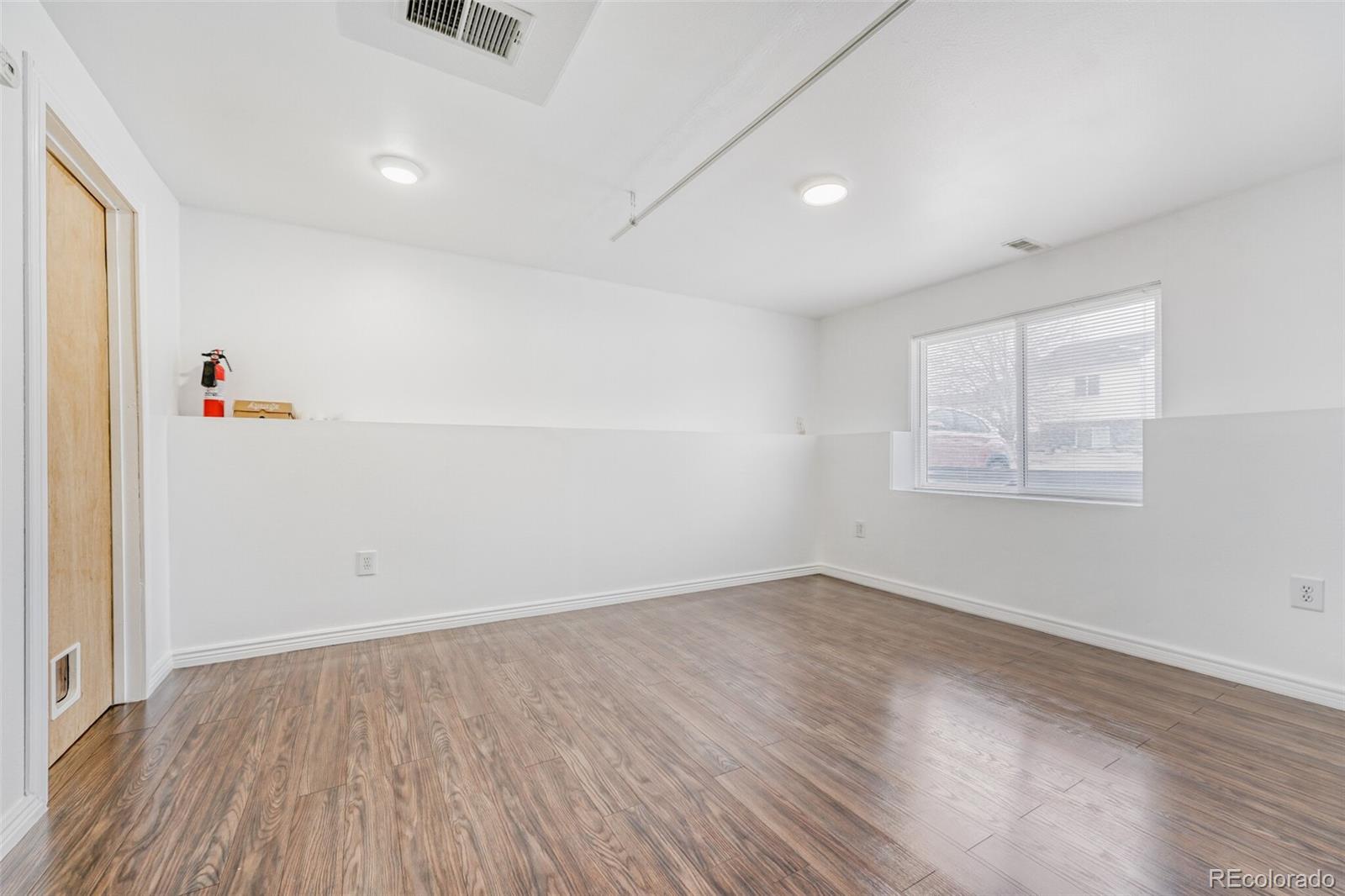 MLS Image #8 for 1410 s pitkin way,aurora, Colorado