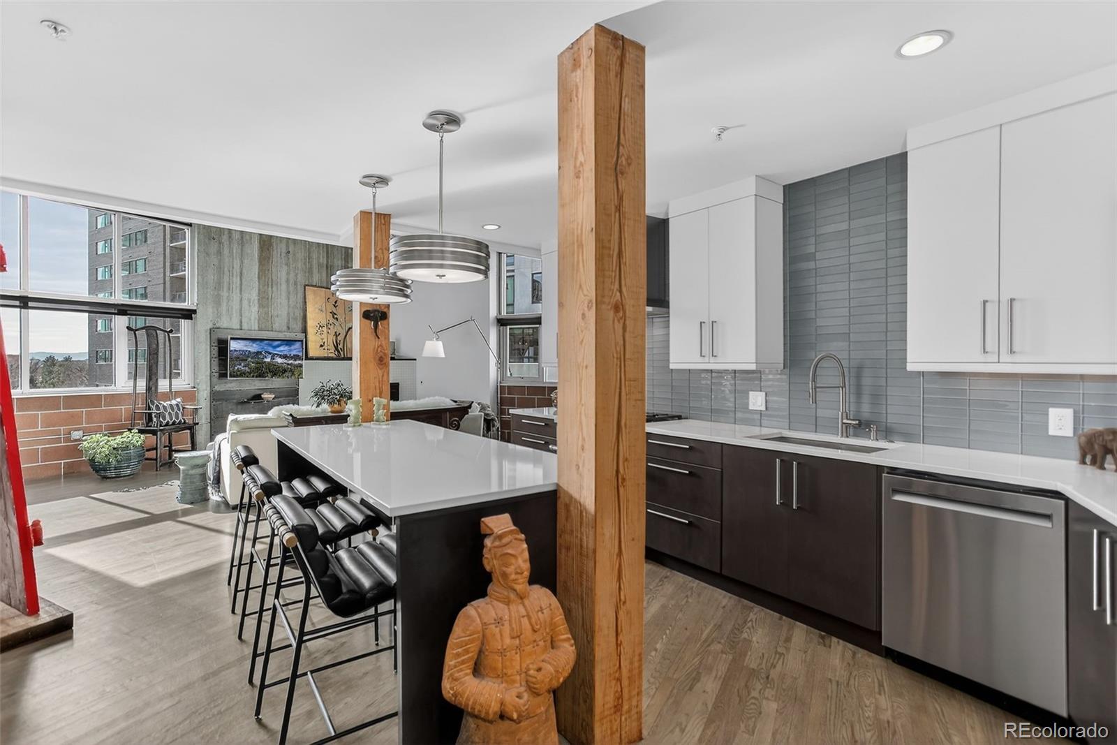 MLS Image #3 for 1050  cherokee street 407,denver, Colorado