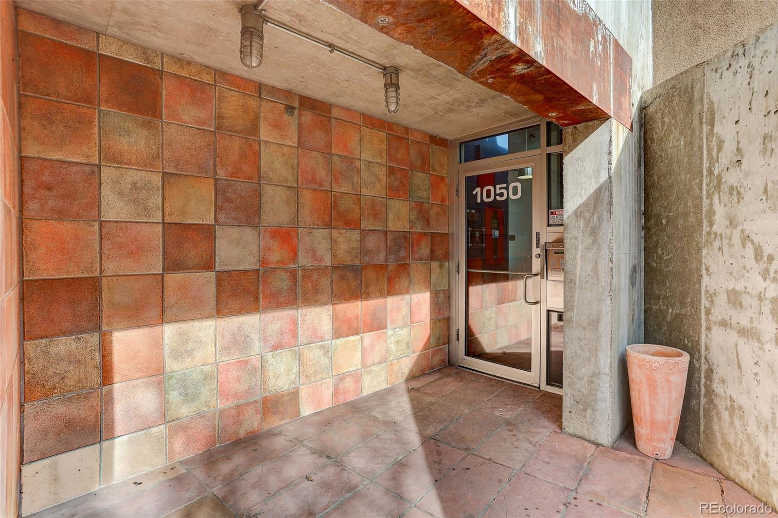 MLS Image #33 for 1050  cherokee street 407,denver, Colorado