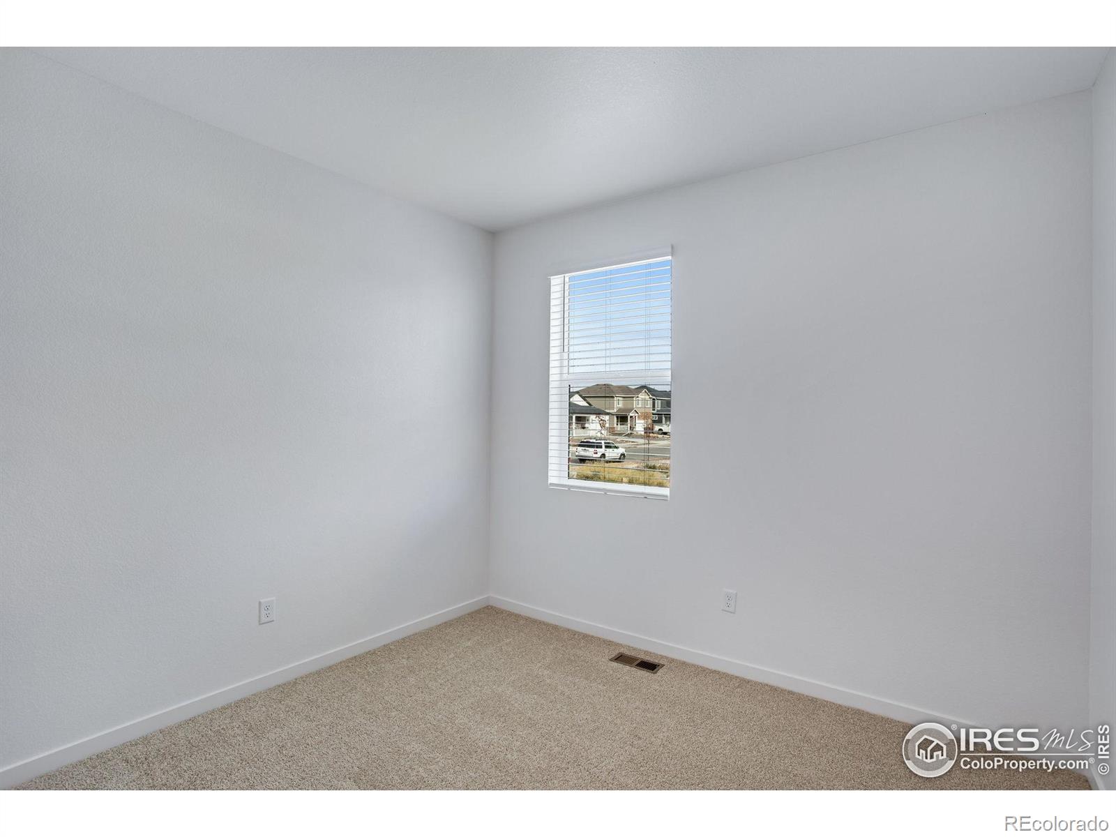 MLS Image #7 for 919  london way,severance, Colorado