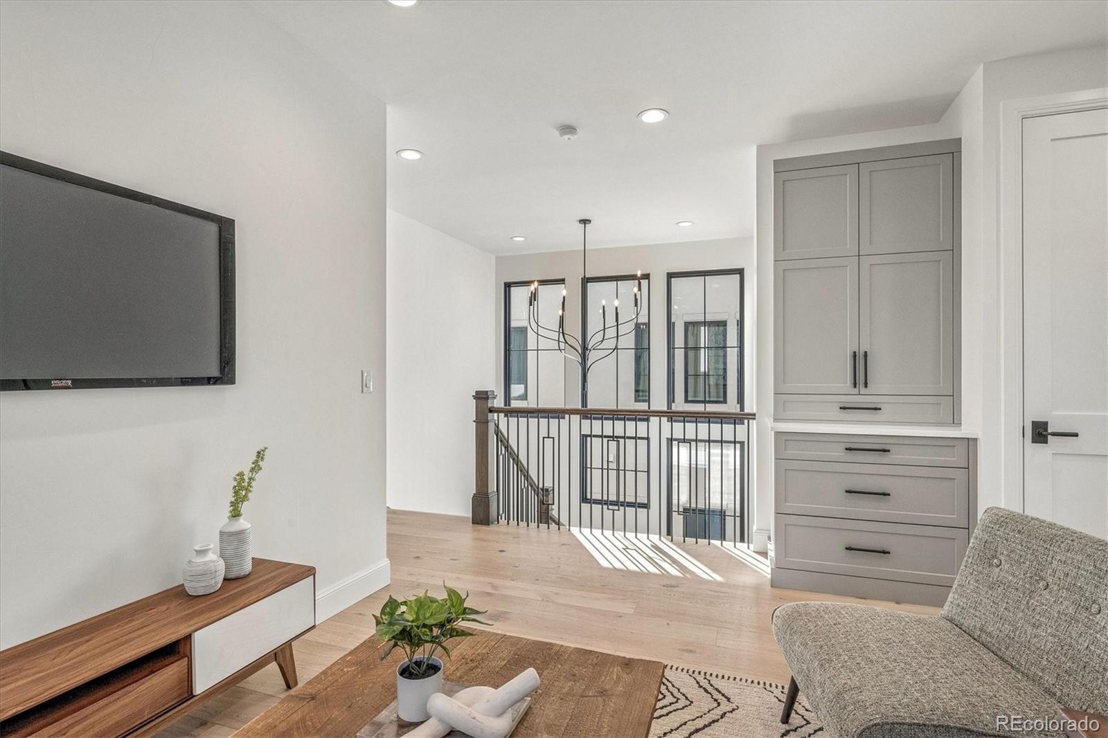 MLS Image #23 for 1699  bellaire street,denver, Colorado
