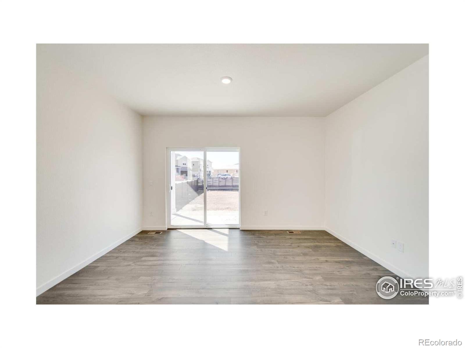 MLS Image #3 for 849  trumpet lane,windsor, Colorado