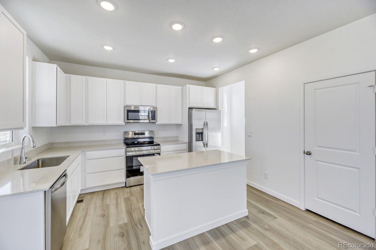 MLS Image #4 for 39788  bradley street,elizabeth, Colorado