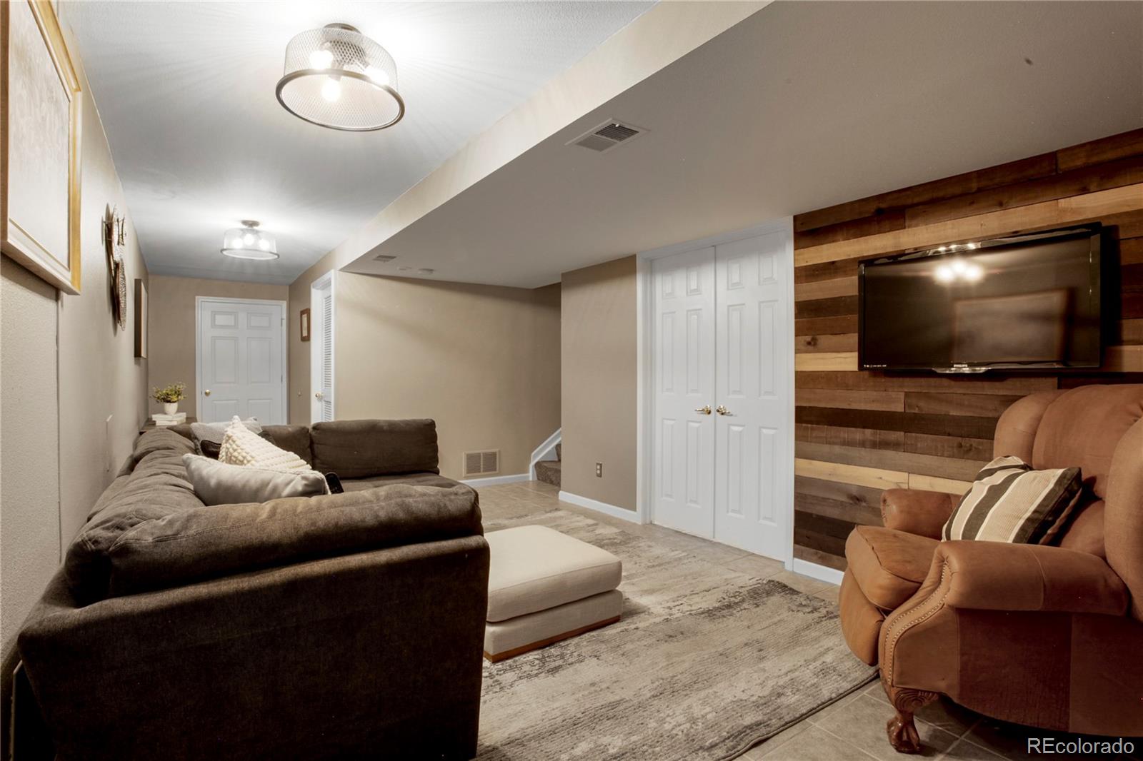 MLS Image #17 for 5555 e briarwood avenue,centennial, Colorado