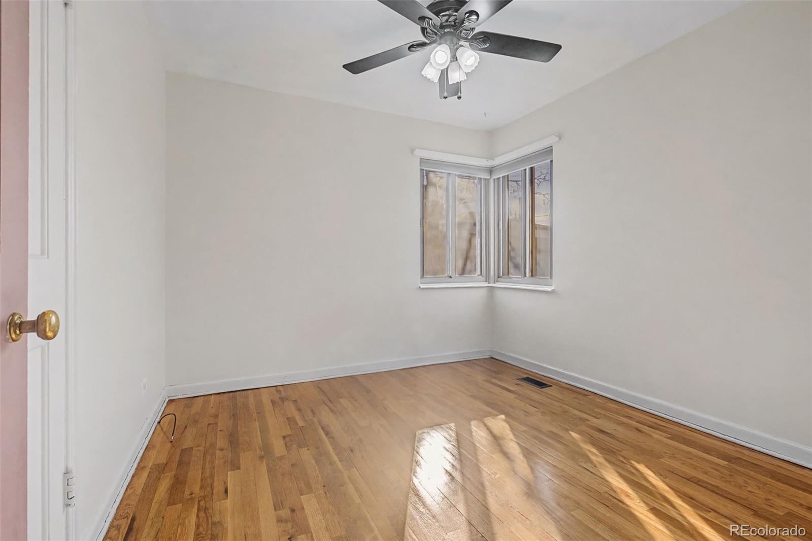 MLS Image #19 for 2055  syracuse street,denver, Colorado