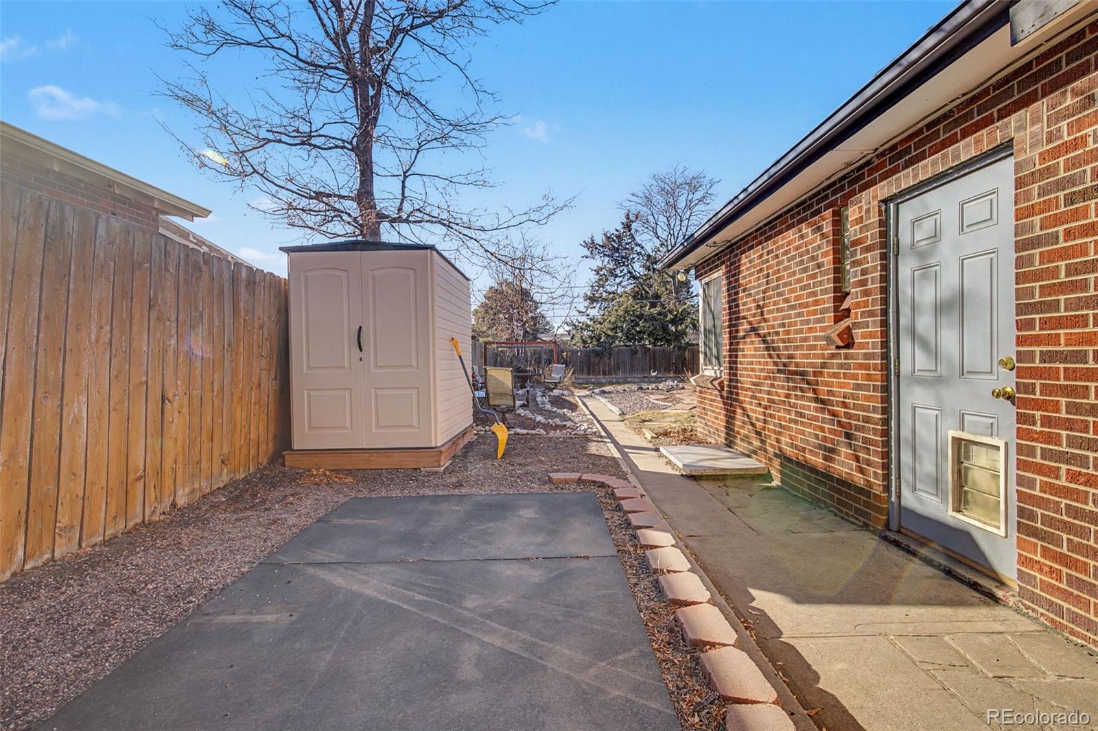 MLS Image #30 for 2055  syracuse street,denver, Colorado