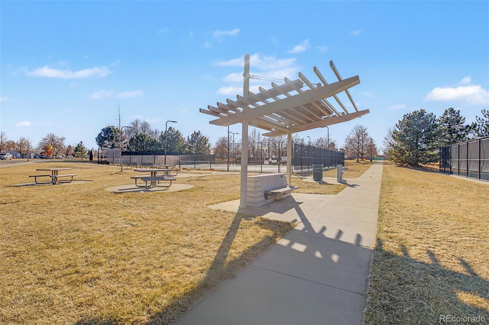 MLS Image #38 for 2055  syracuse street,denver, Colorado