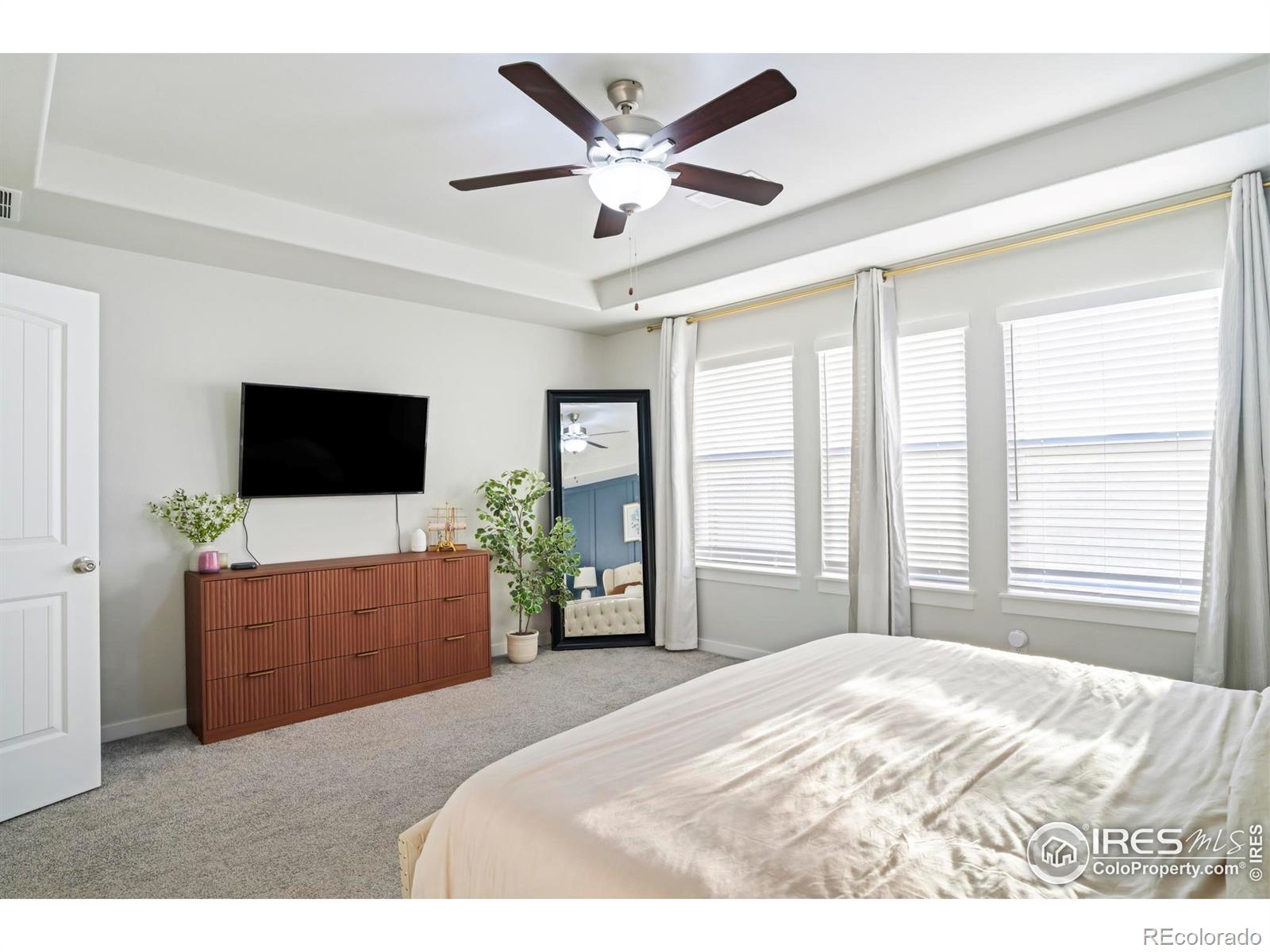 MLS Image #12 for 2144  setting sun drive,windsor, Colorado