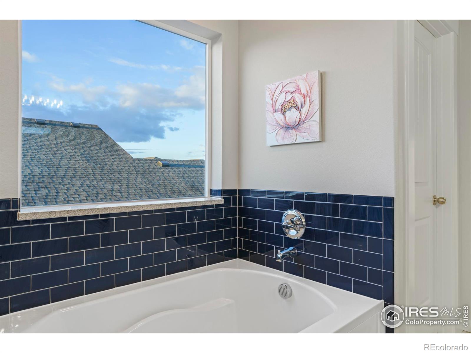 MLS Image #14 for 2144  setting sun drive,windsor, Colorado