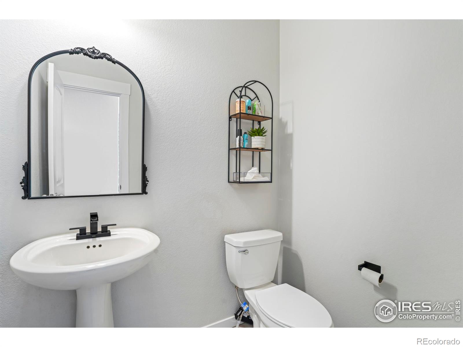 MLS Image #28 for 2144  setting sun drive,windsor, Colorado