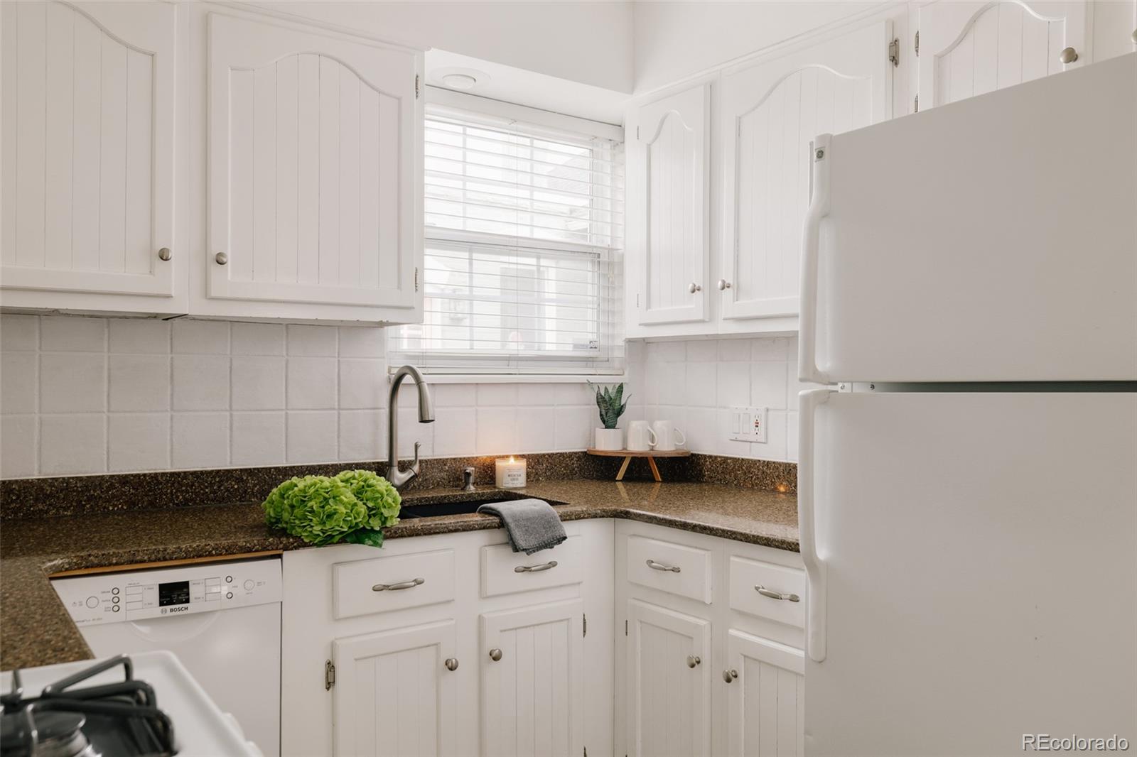 MLS Image #10 for 527 e mexico avenue,denver, Colorado