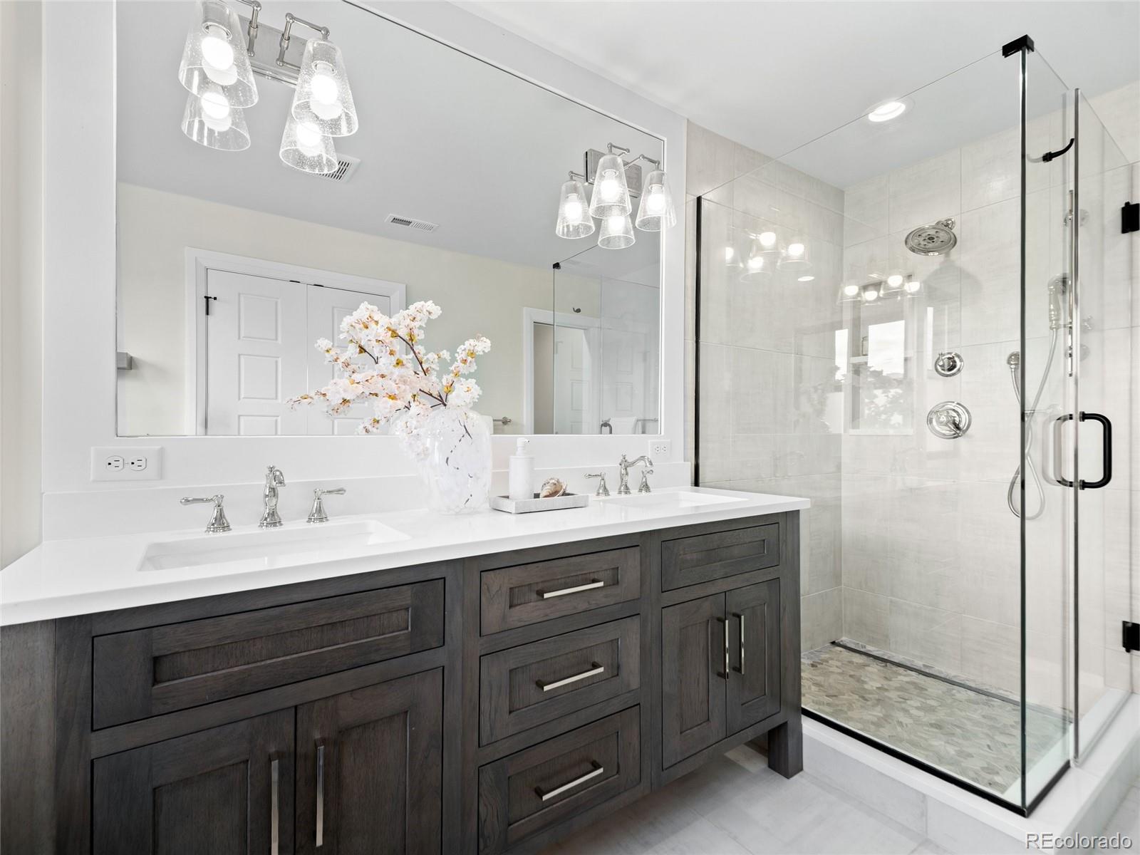 MLS Image #26 for 435 n washington street,denver, Colorado