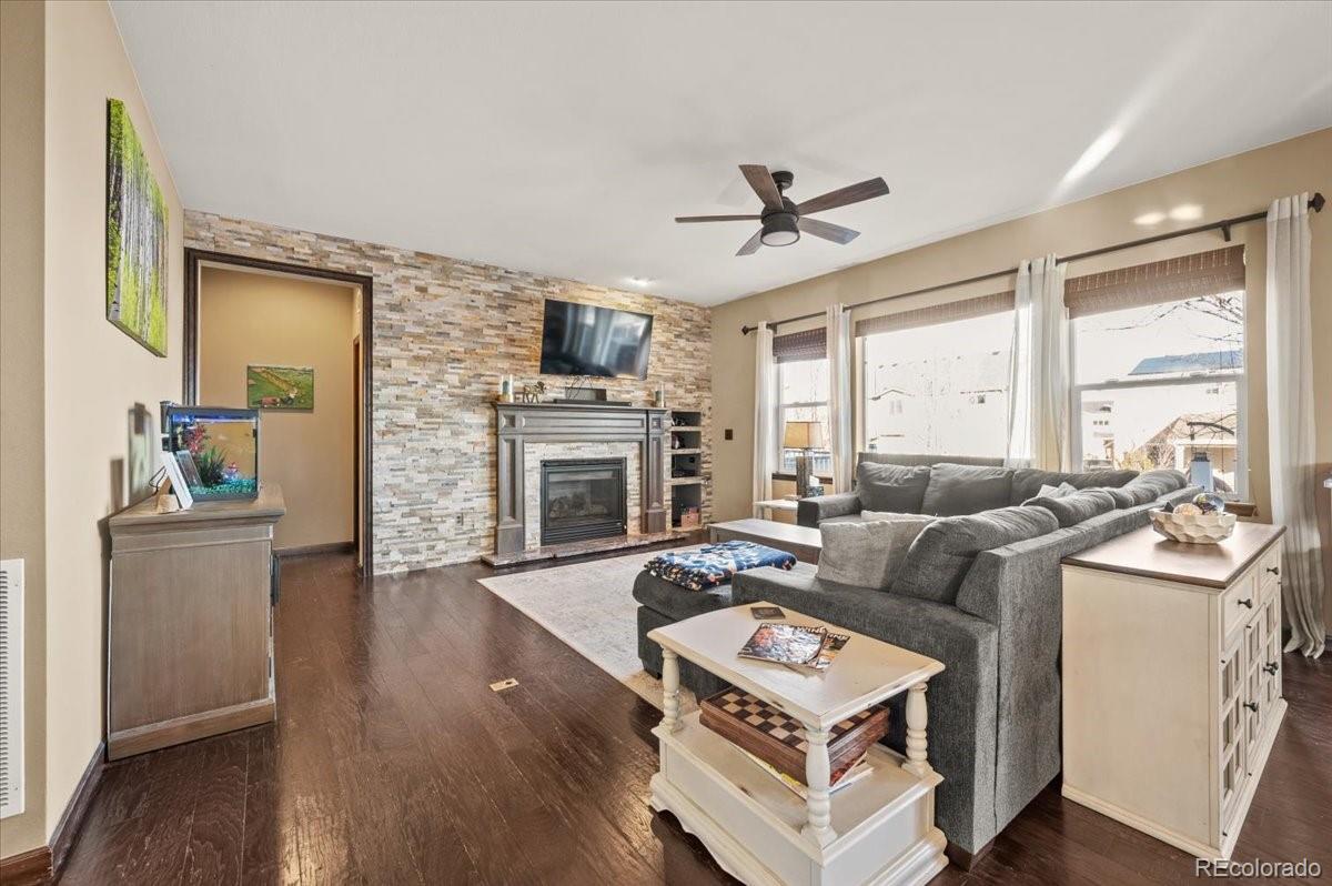 MLS Image #11 for 1313  single tree lane,erie, Colorado
