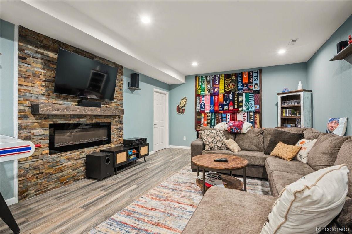 MLS Image #29 for 1313  single tree lane,erie, Colorado