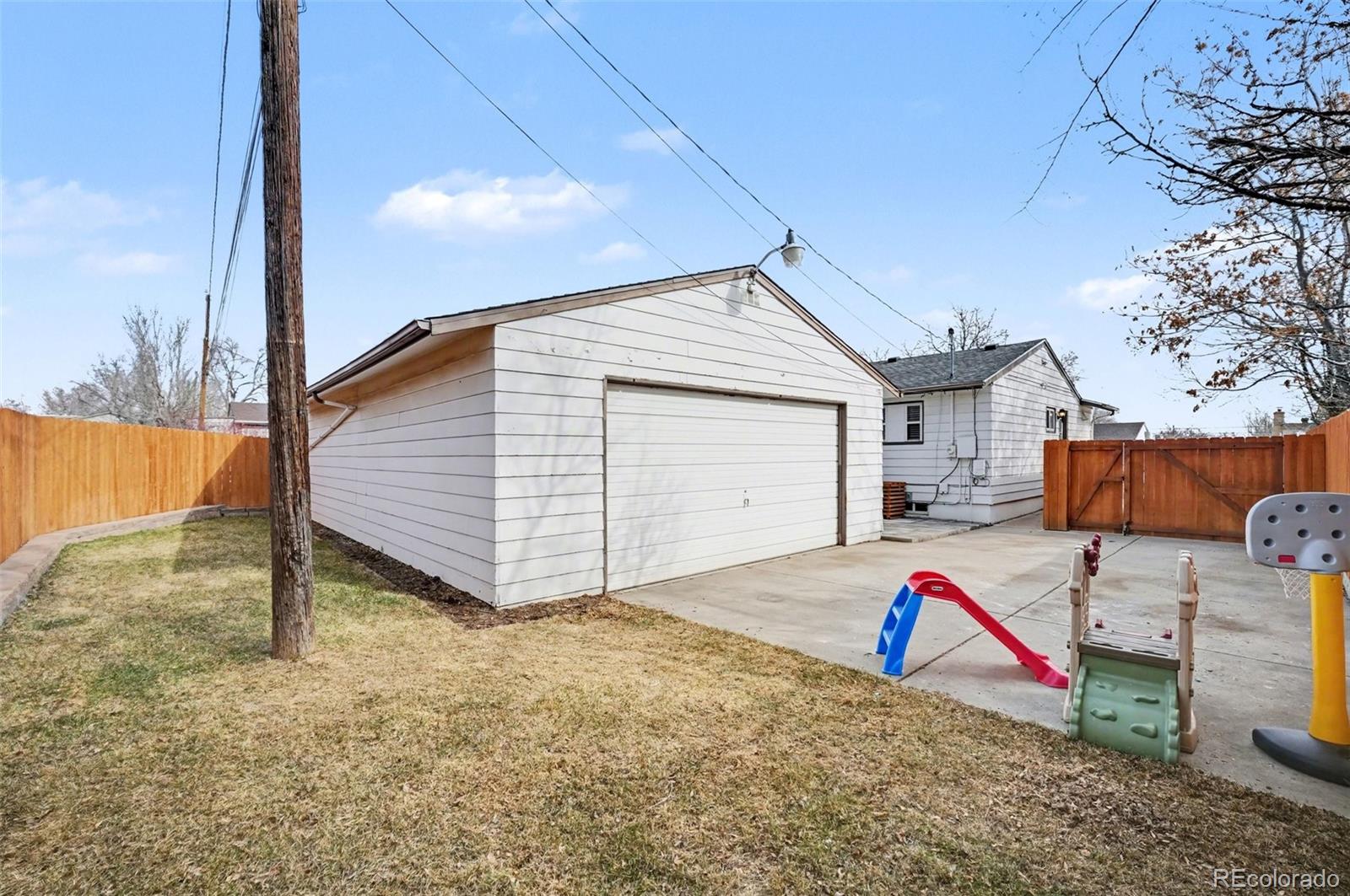 MLS Image #17 for 1571 s dale court,denver, Colorado