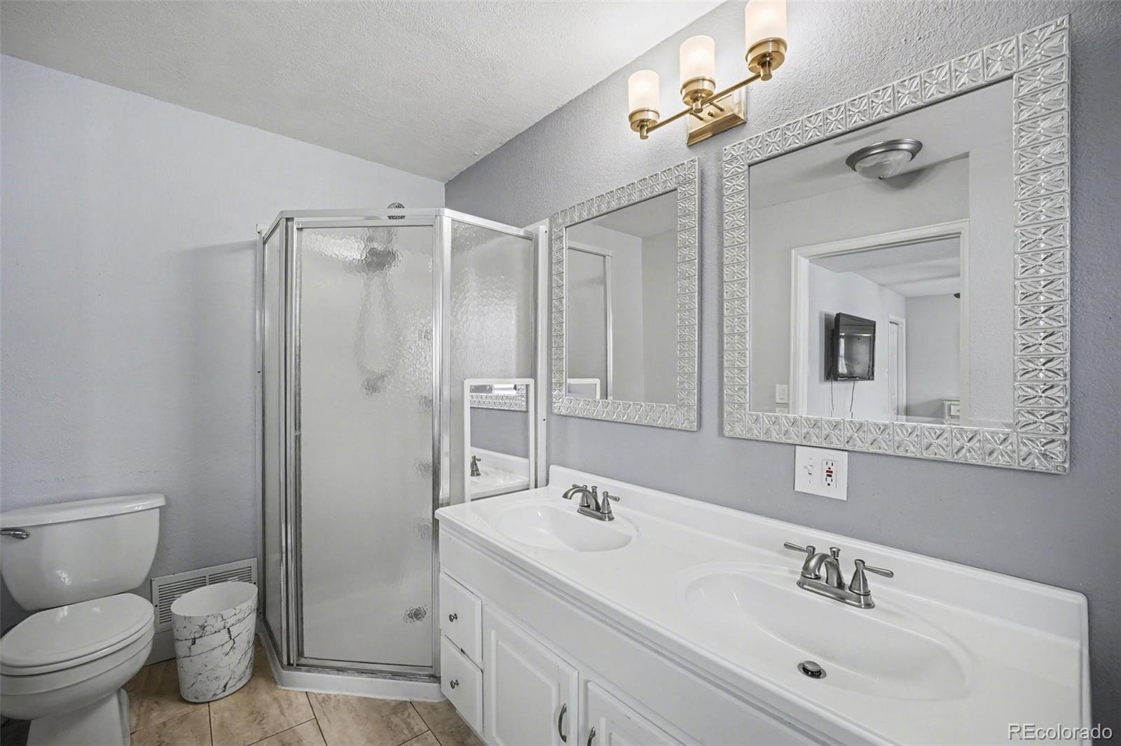 MLS Image #8 for 1571 s dale court,denver, Colorado