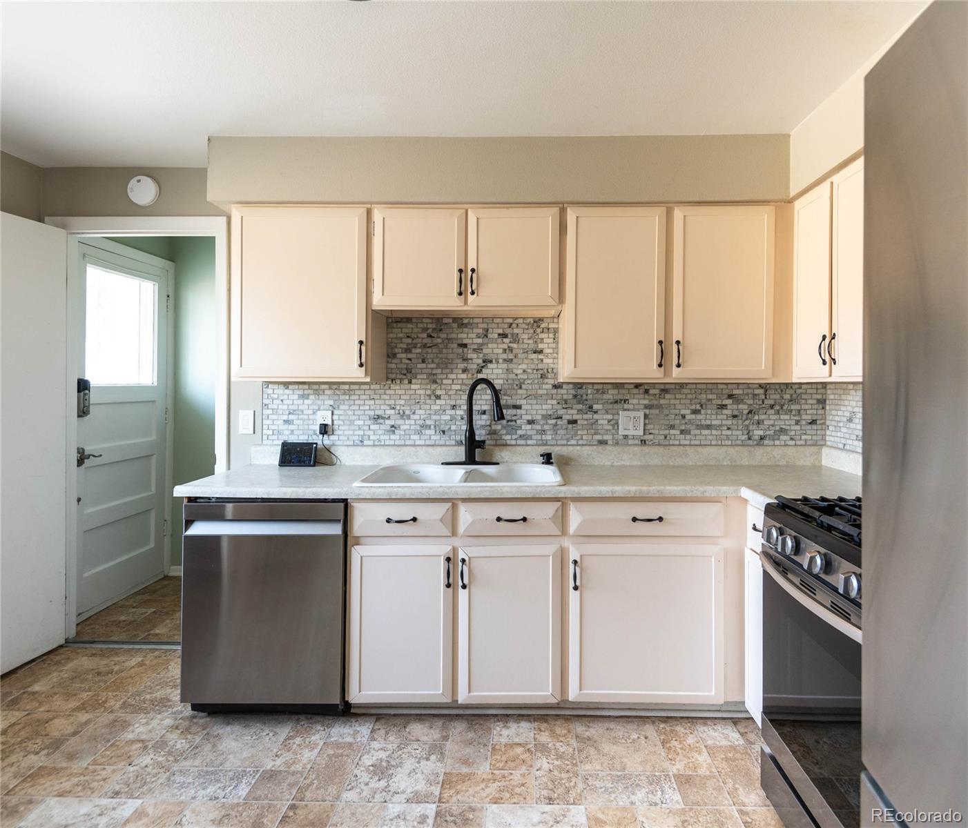 MLS Image #0 for 7115 s birch way,centennial, Colorado