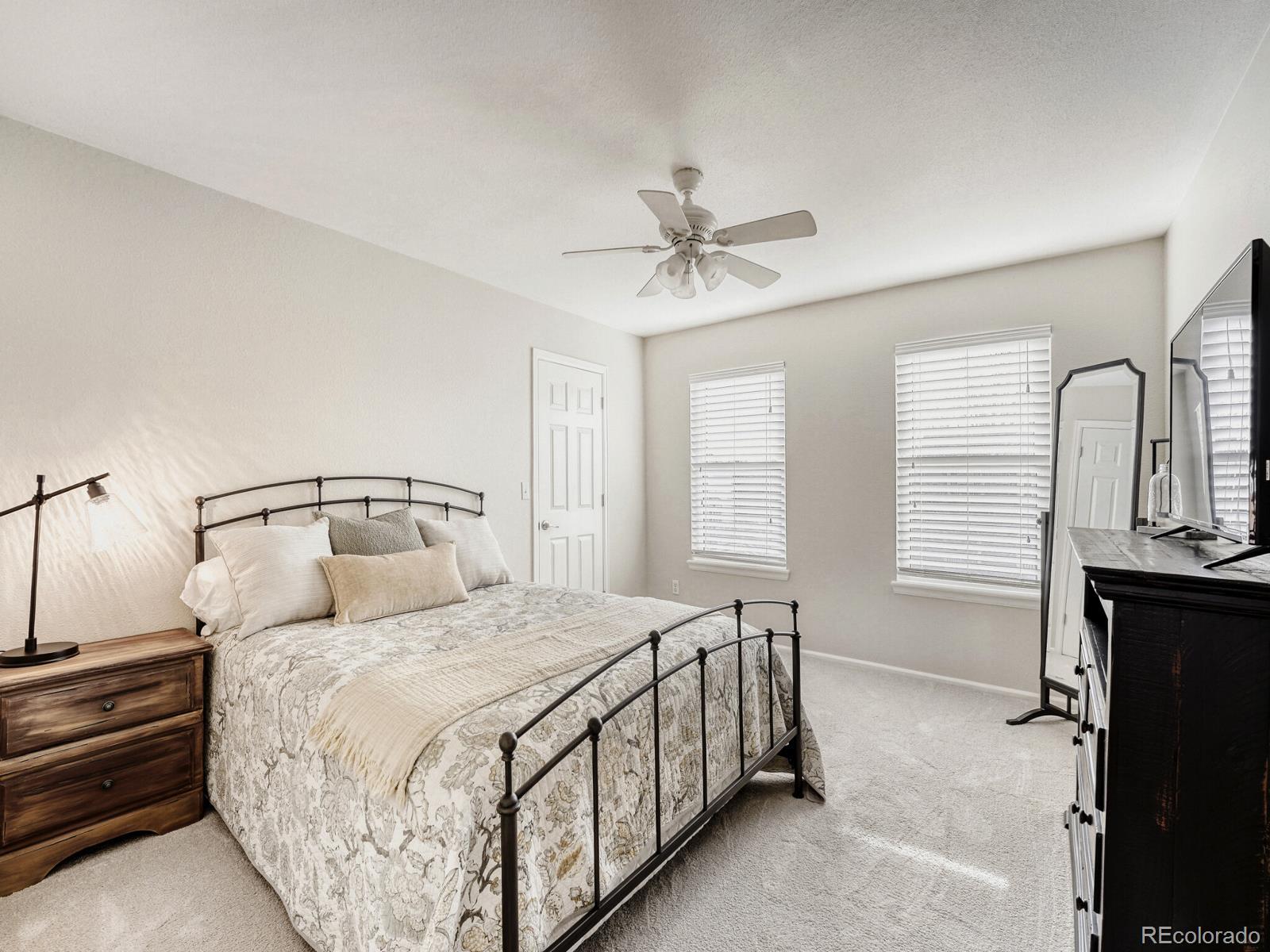 MLS Image #24 for 19485 e powers place,aurora, Colorado
